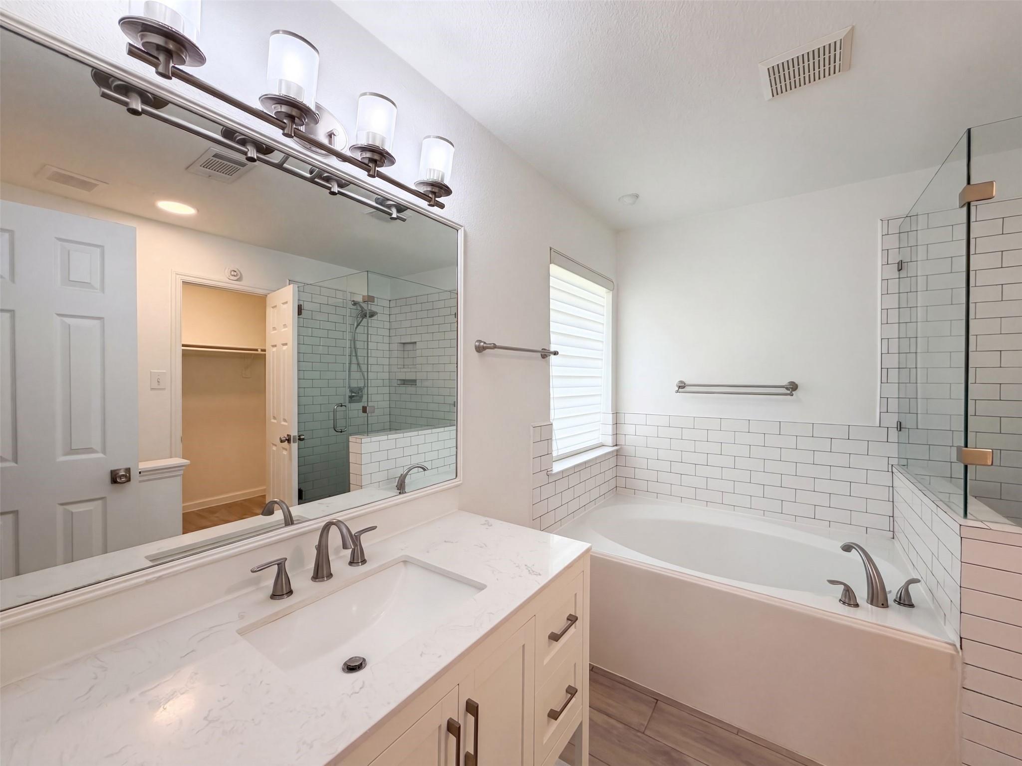 14631 Pebble Meadow Court Property Photo 12