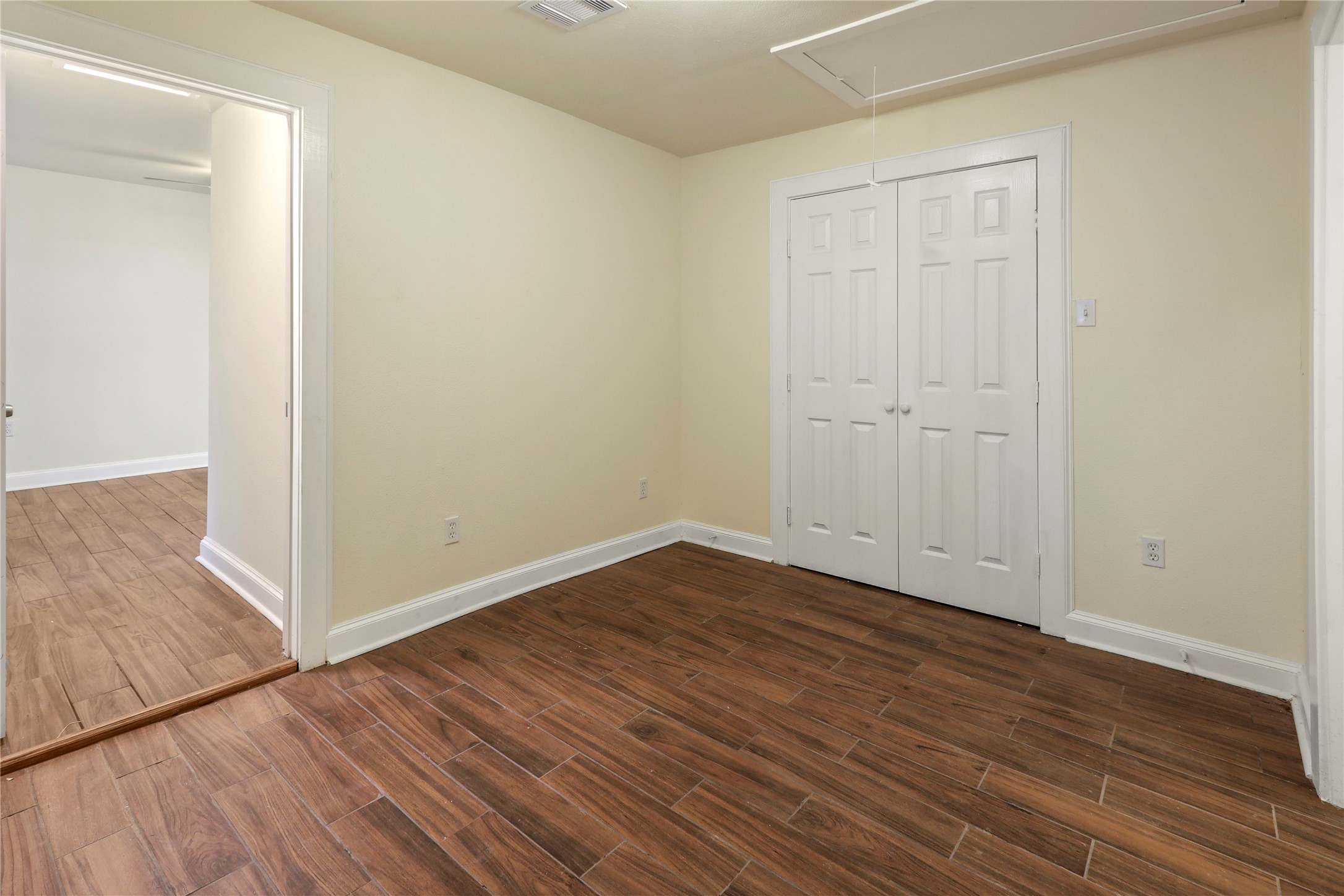 4606 Antha Street Property Photo 27