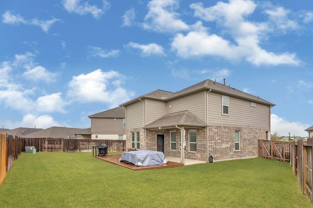 7330 Anathia Drive Property Photo 15