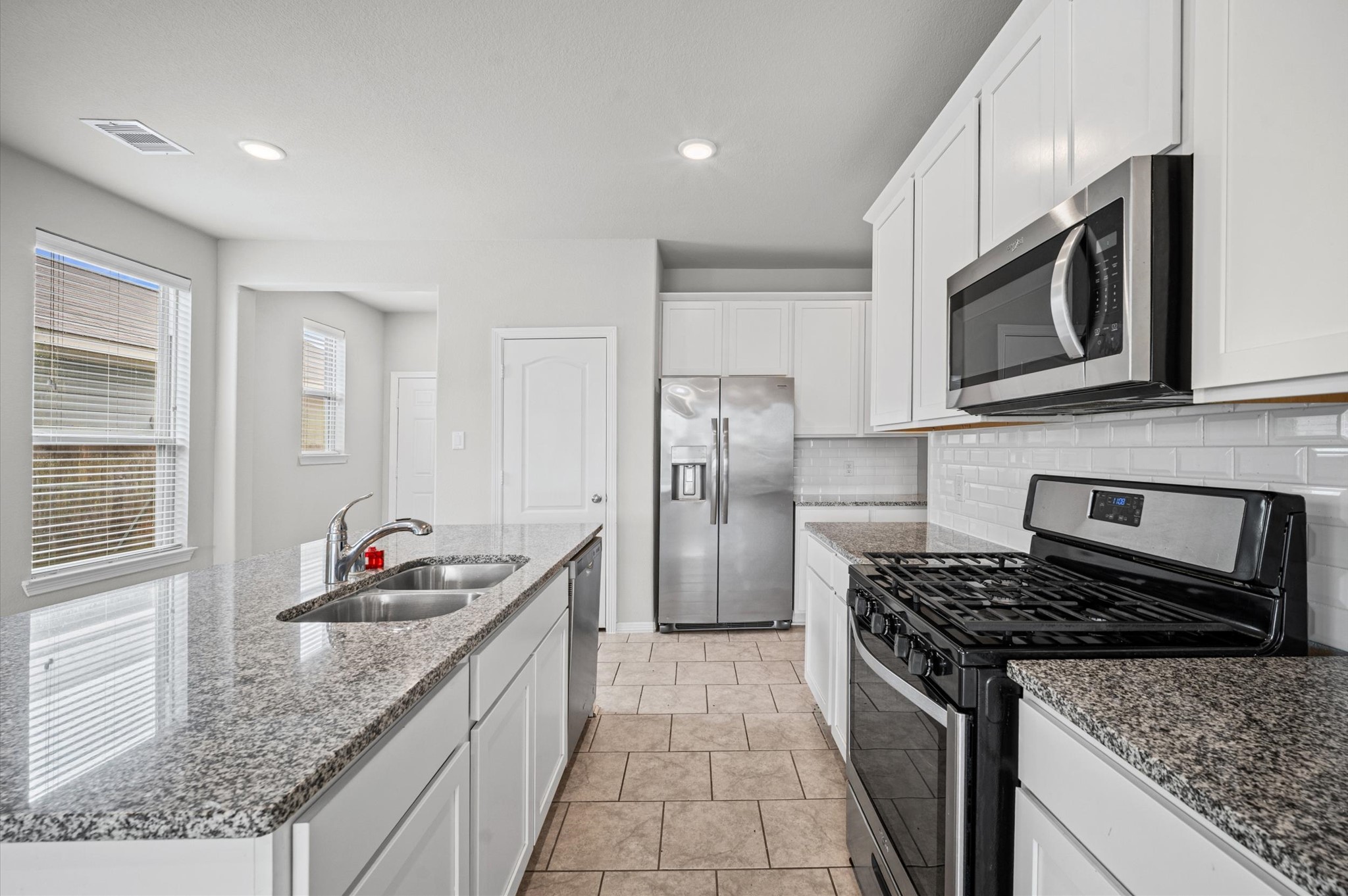 25727 Boxwood Hedge Ln Property Photo 5