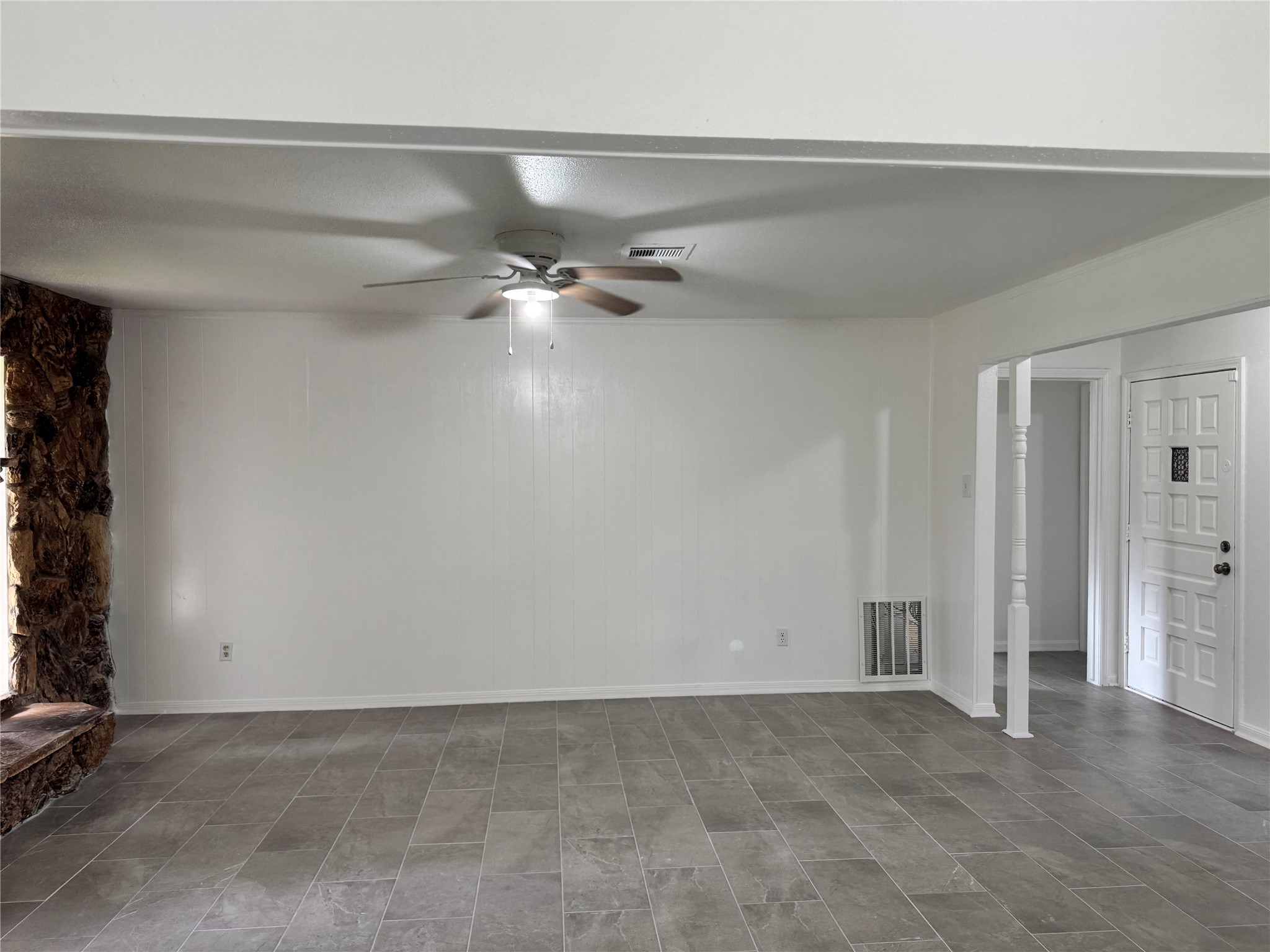 10415 Sageburrow Drive Property Photo 4