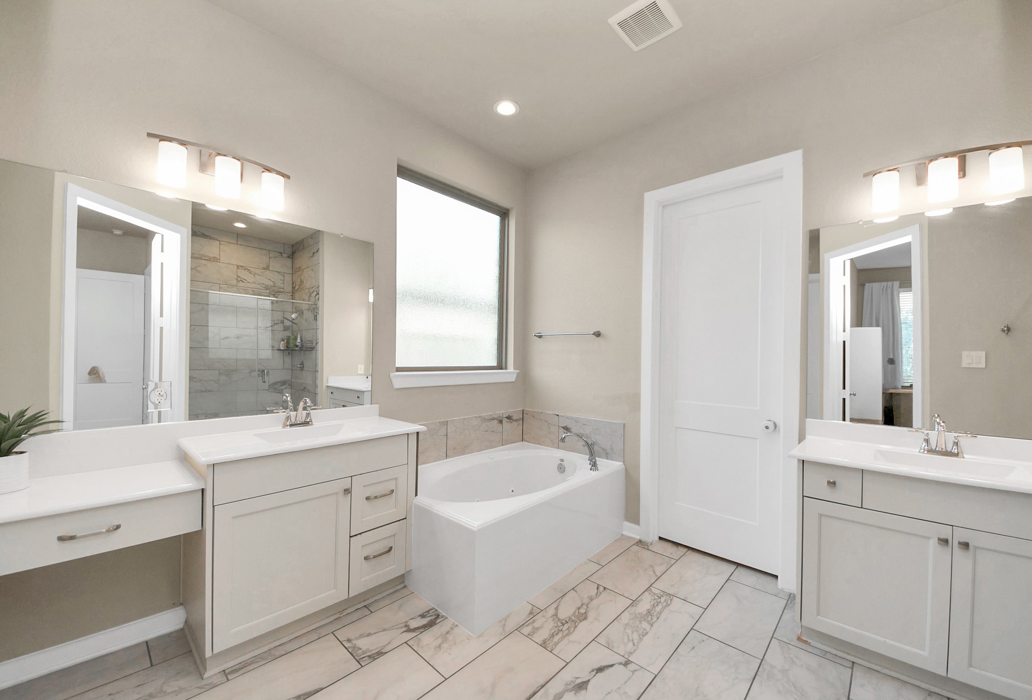 4734 Franklin Way Property Photo 13