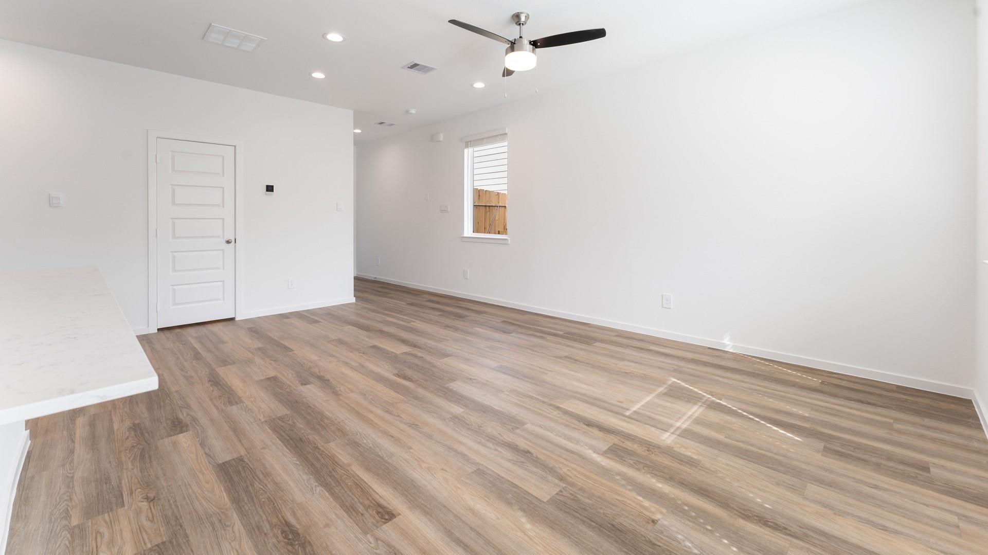 7615 Inwood Hills Lane Property Photo 13