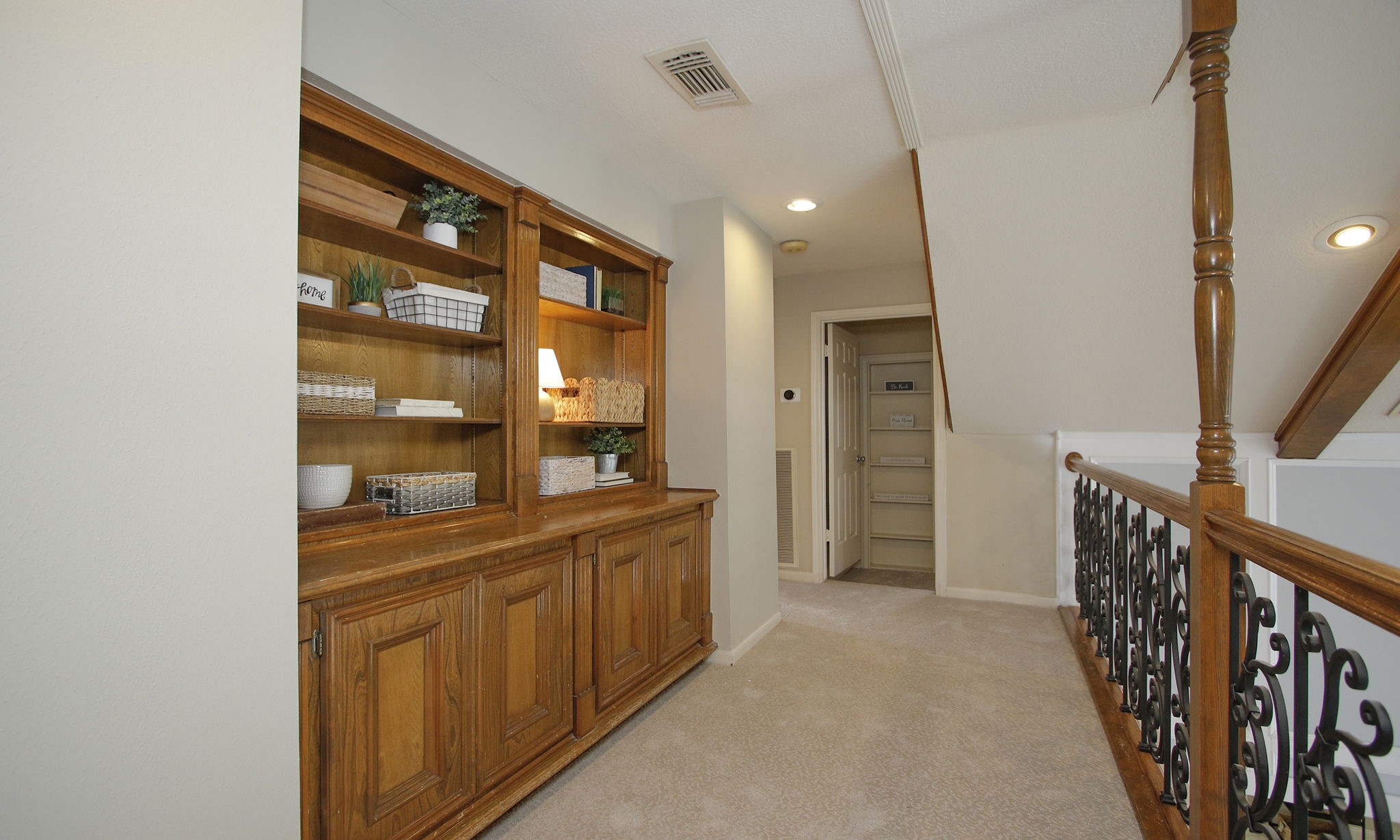 16114 Kempton Park Drive Property Photo 28
