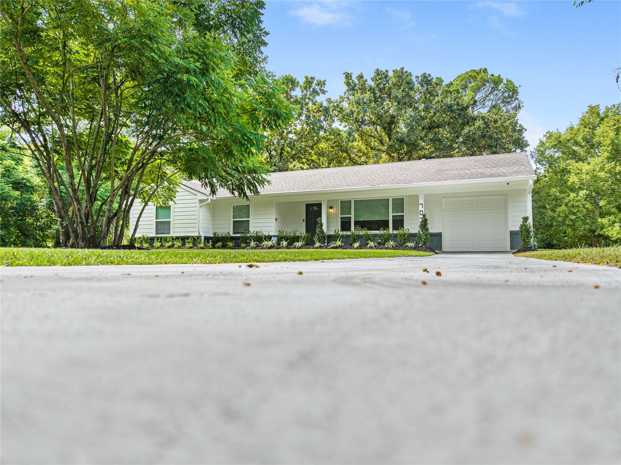 703 Newton Drive Property Photo 37