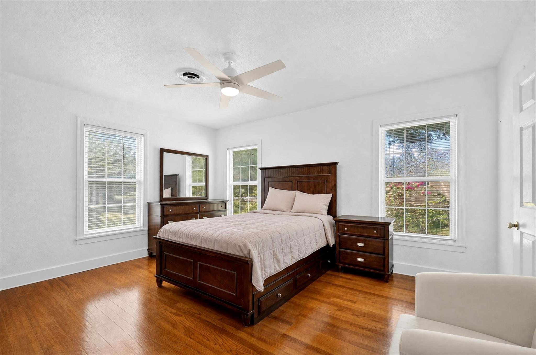 7351 Brace Street, Houston Tx 77061 Property Photo 12