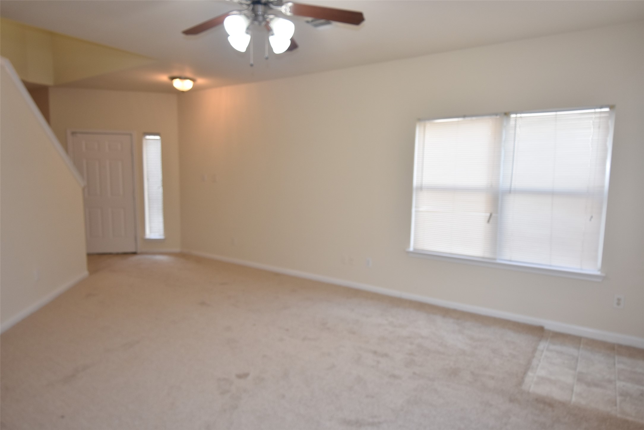 10069 Sharpton Drive Property Photo 7