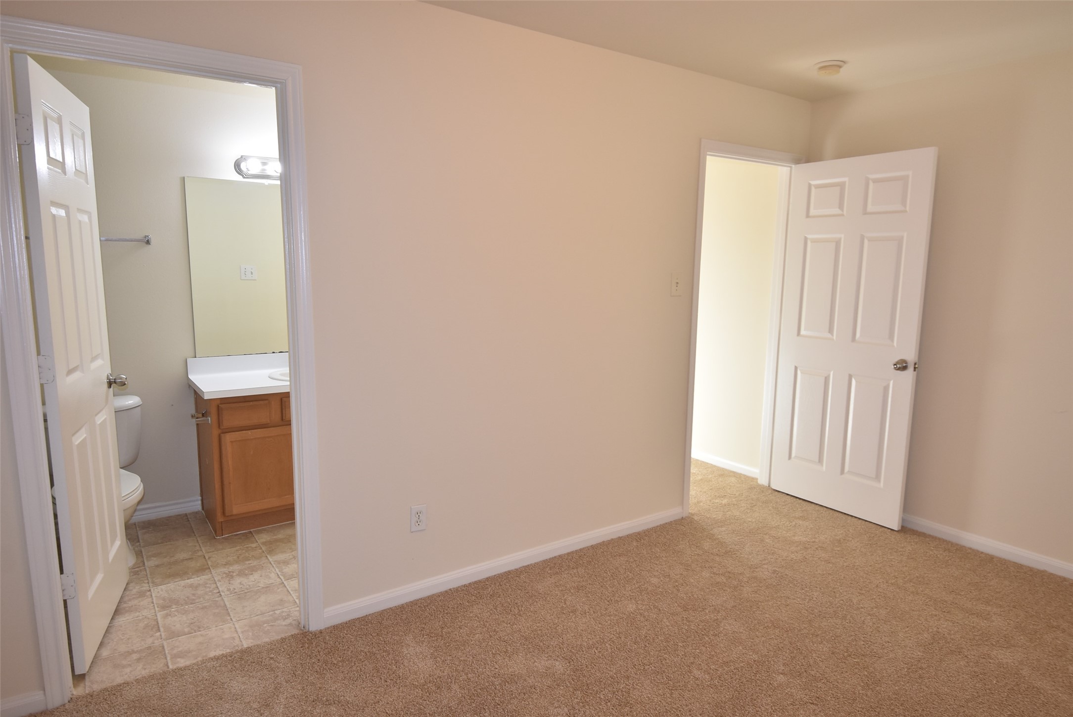 10069 Sharpton Drive Property Photo 9
