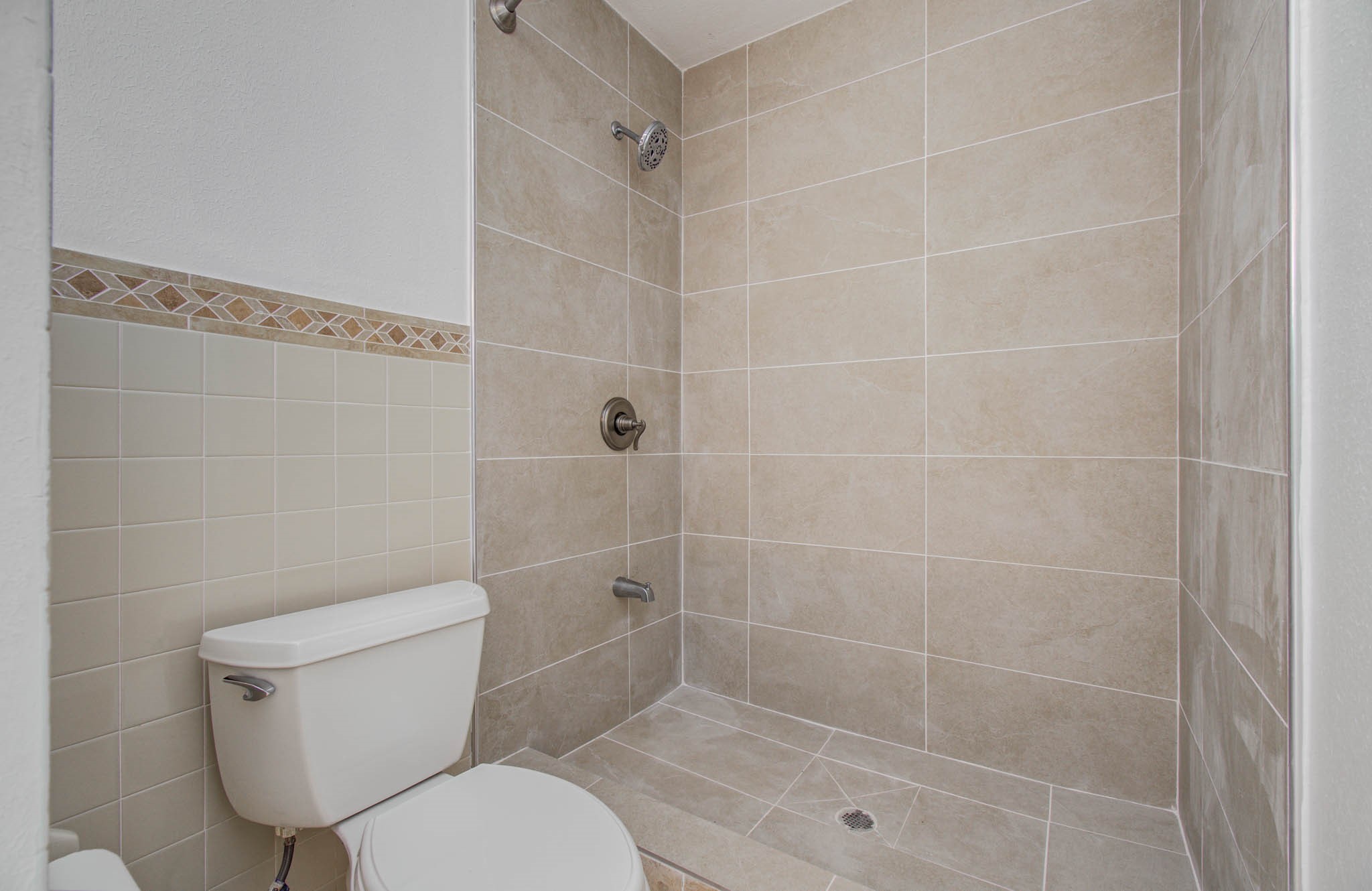 13147 Hollowcreek Park Drive Property Photo 21