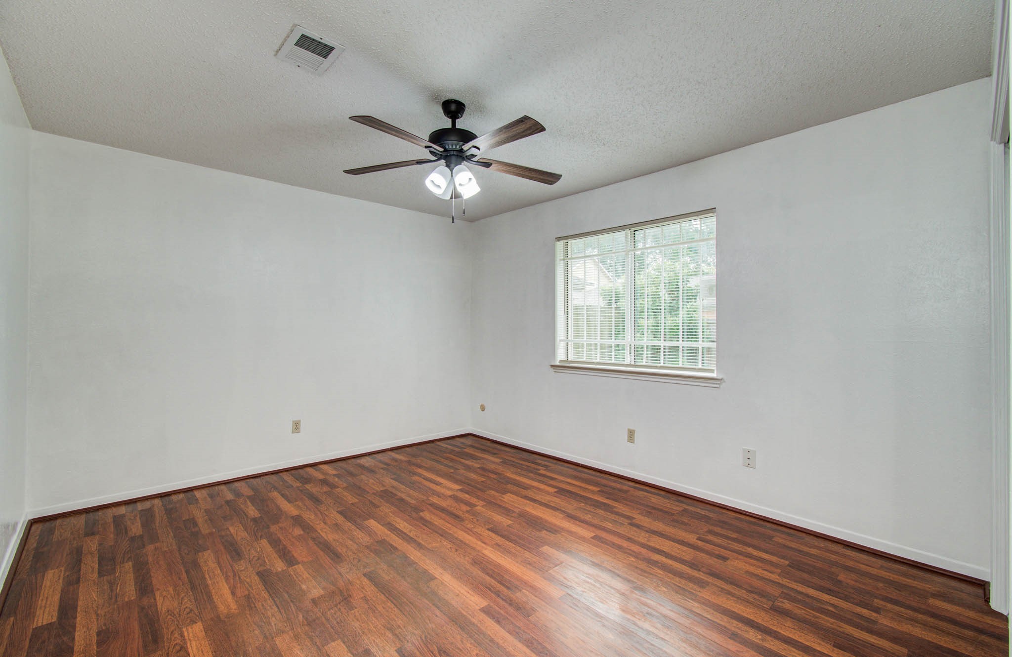 13147 Hollowcreek Park Drive Property Photo 23