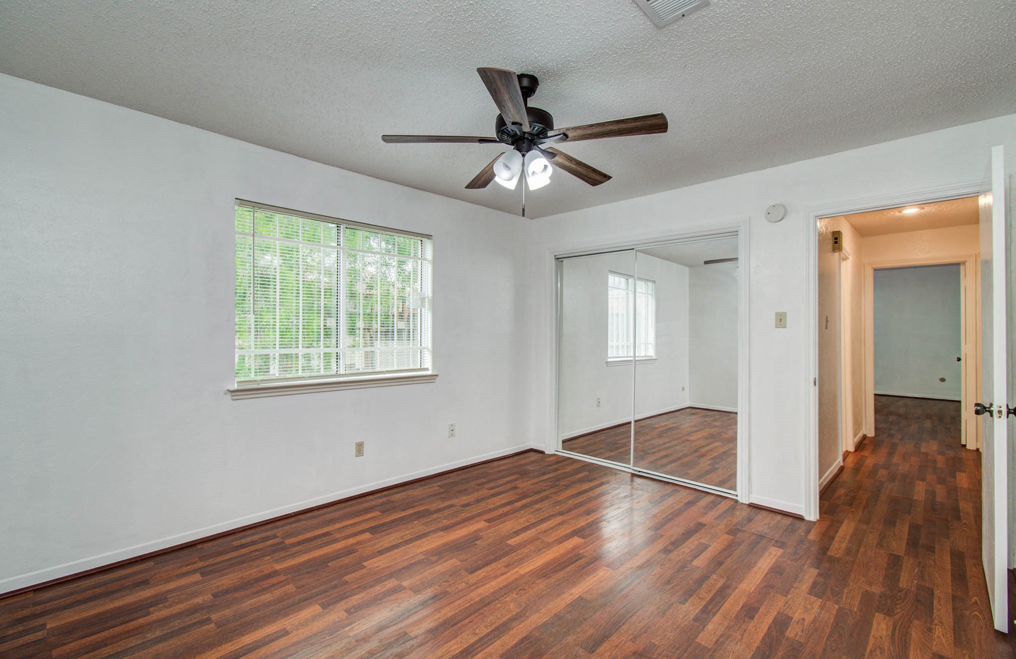 13147 Hollowcreek Park Drive Property Photo 24