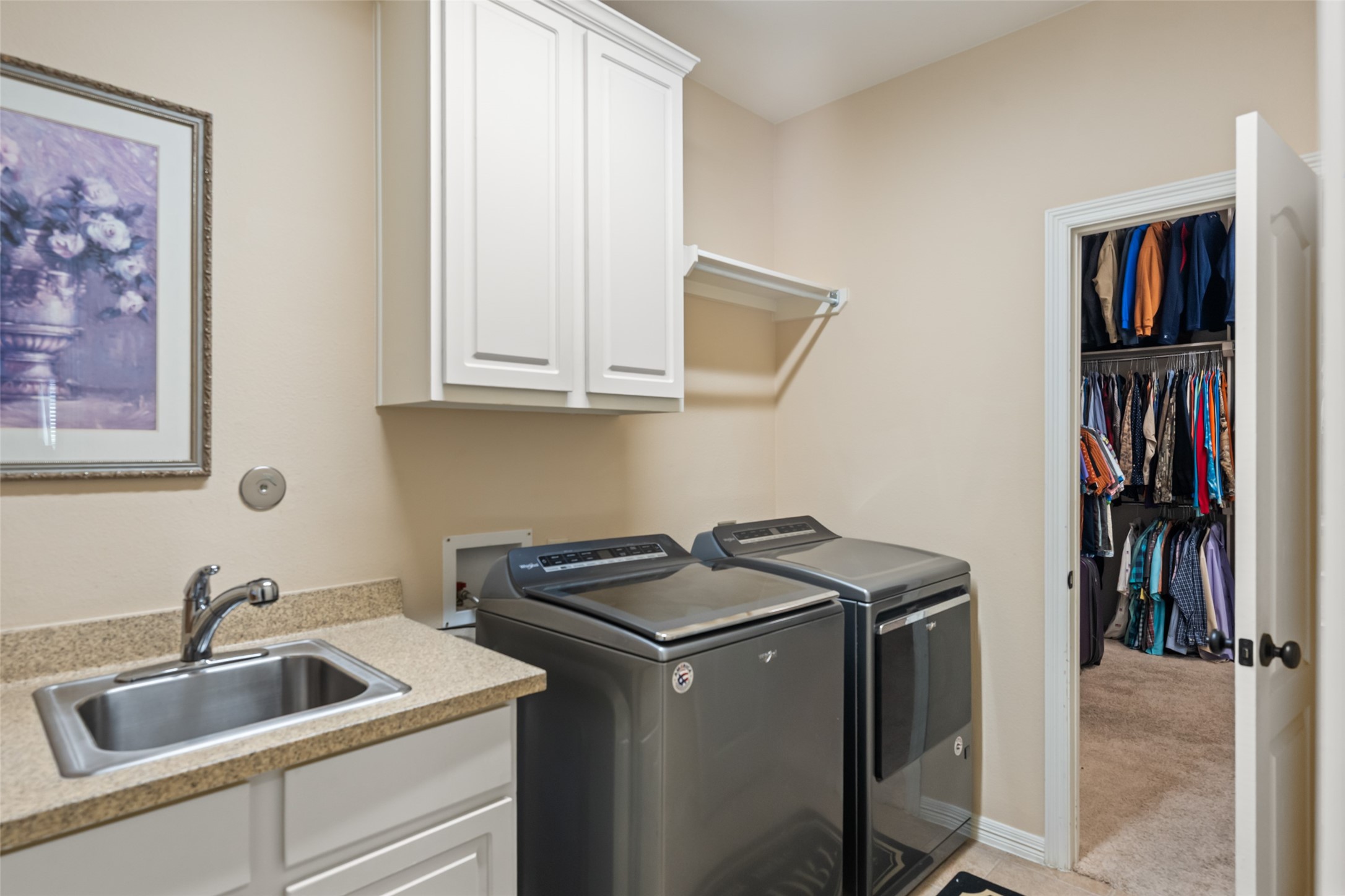 8126 Threadtail Street Property Photo 15