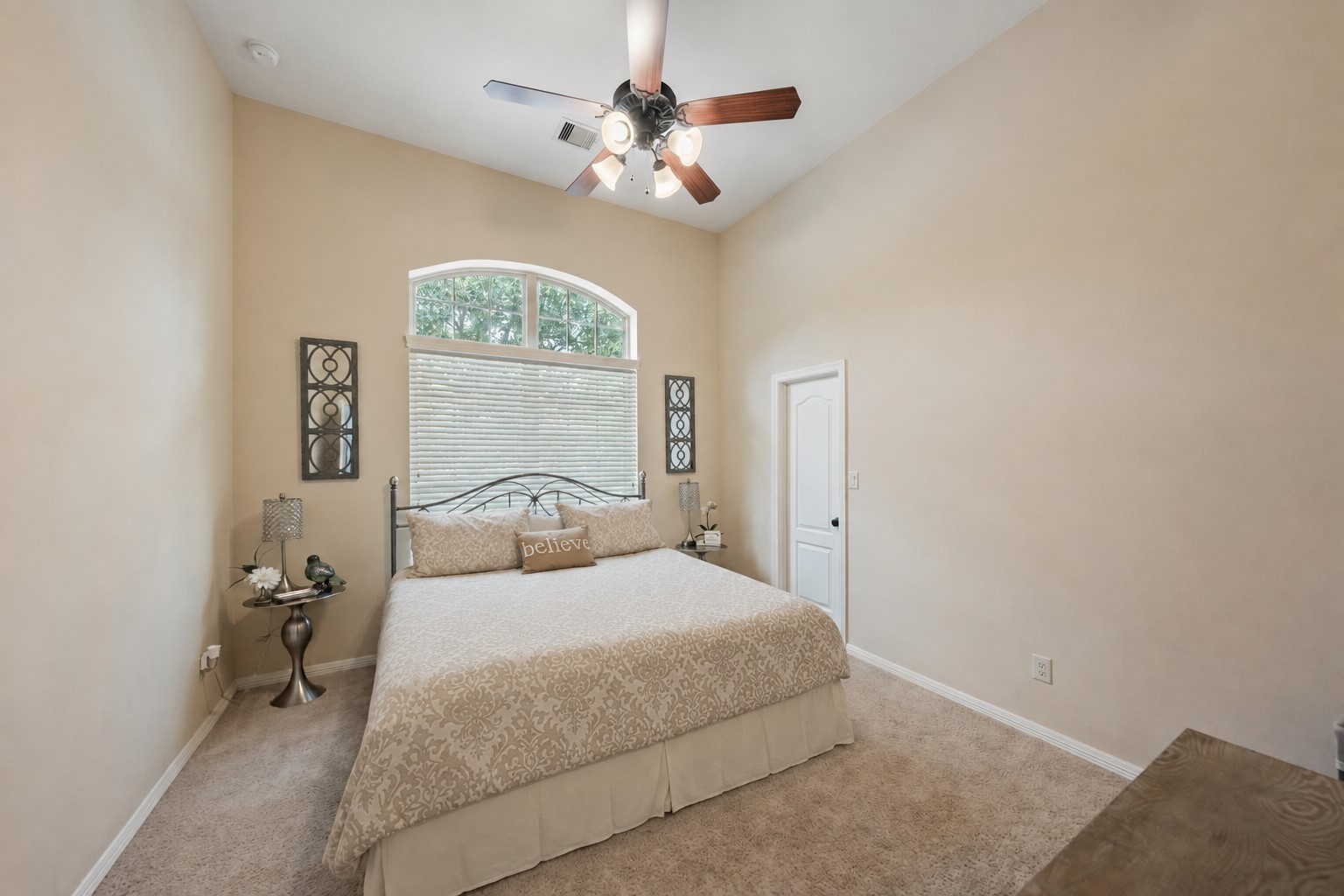 8126 Threadtail Street Property Photo 16