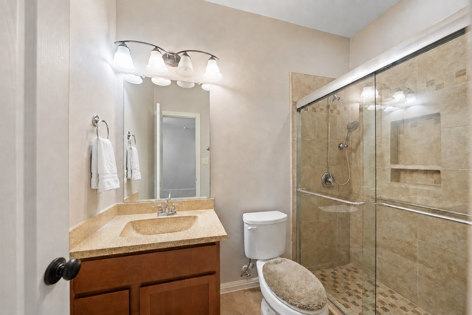 8126 Threadtail Street Property Photo 20