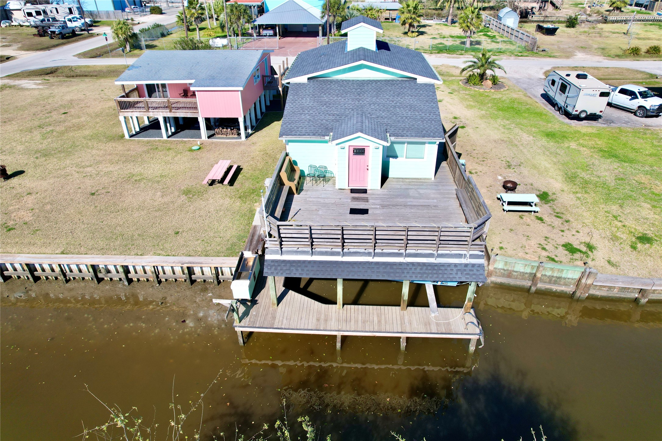 1104 MAYES Property Photo 1