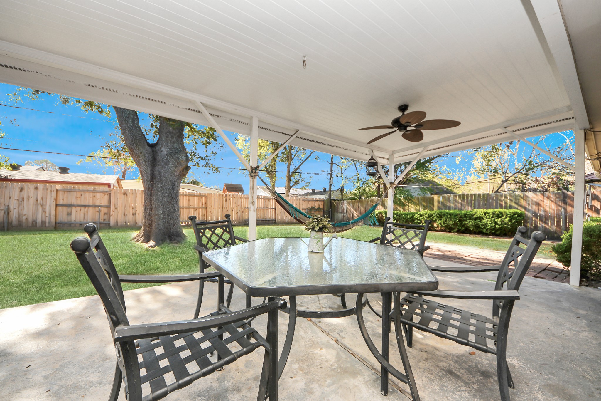 8607 Shadow Crest Street Property Photo 31
