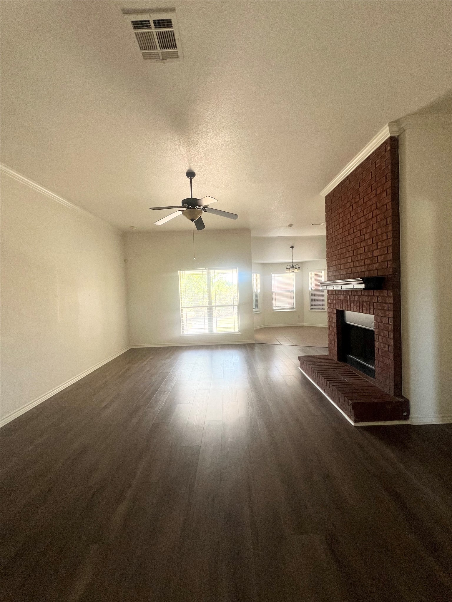 4304 Lauren Mackenzie Drive Property Photo 6