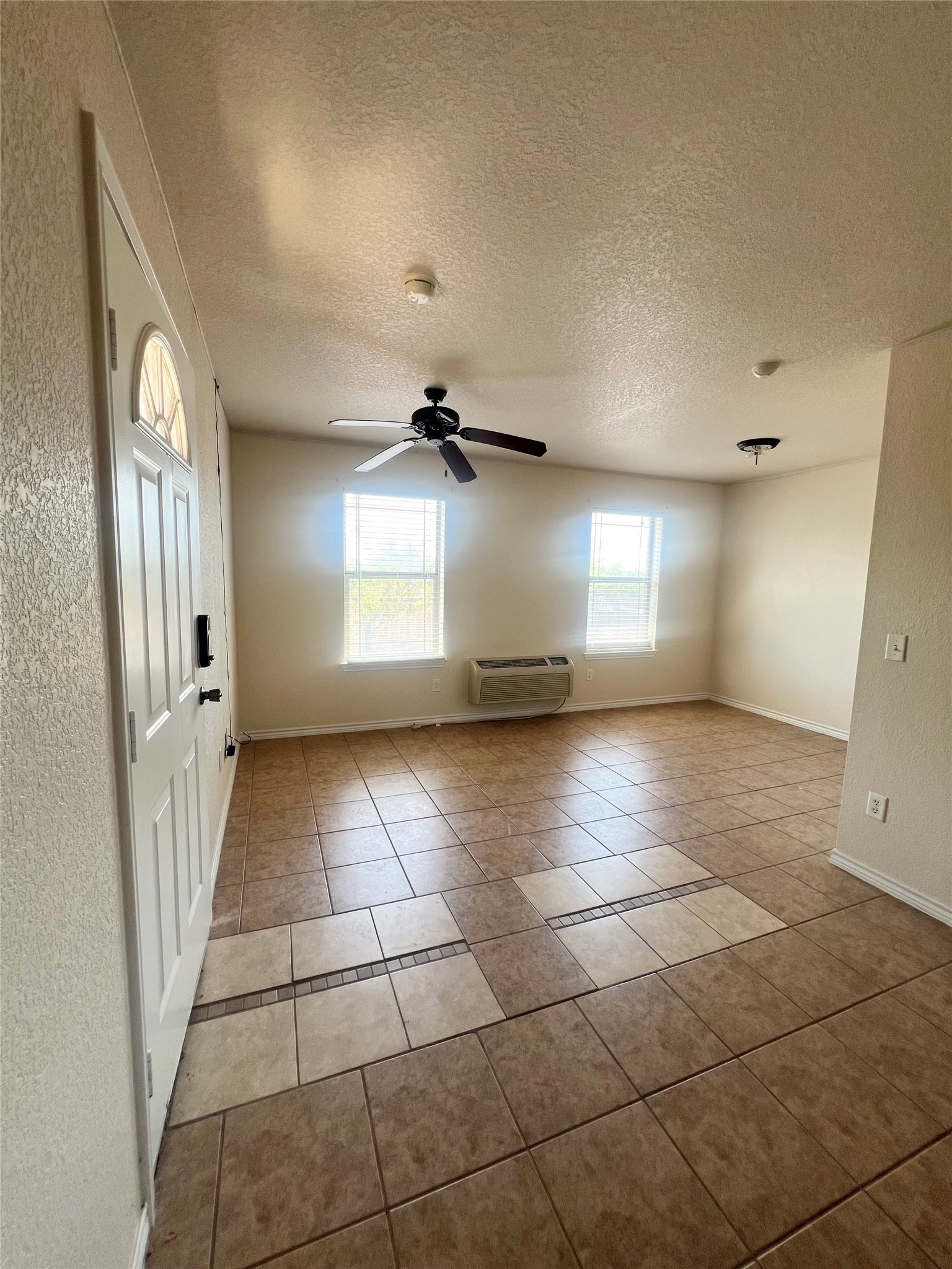 4304 Lauren Mackenzie Drive Property Photo 25