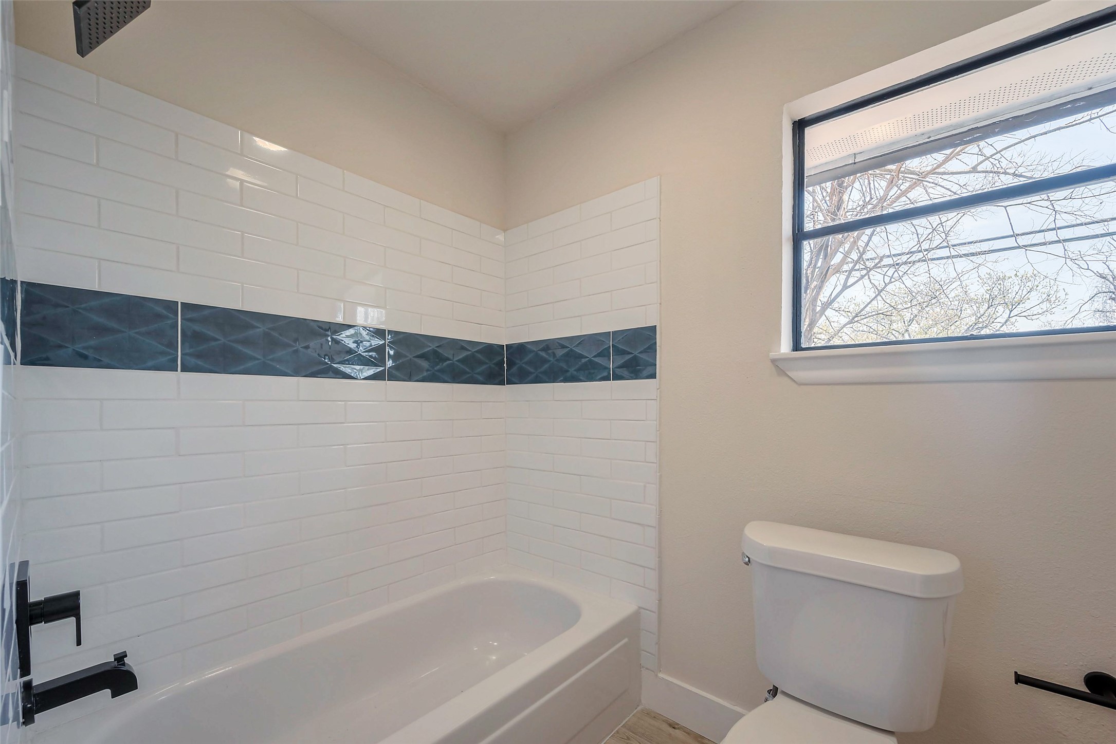 5502 Hewitt Drive Property Photo 19