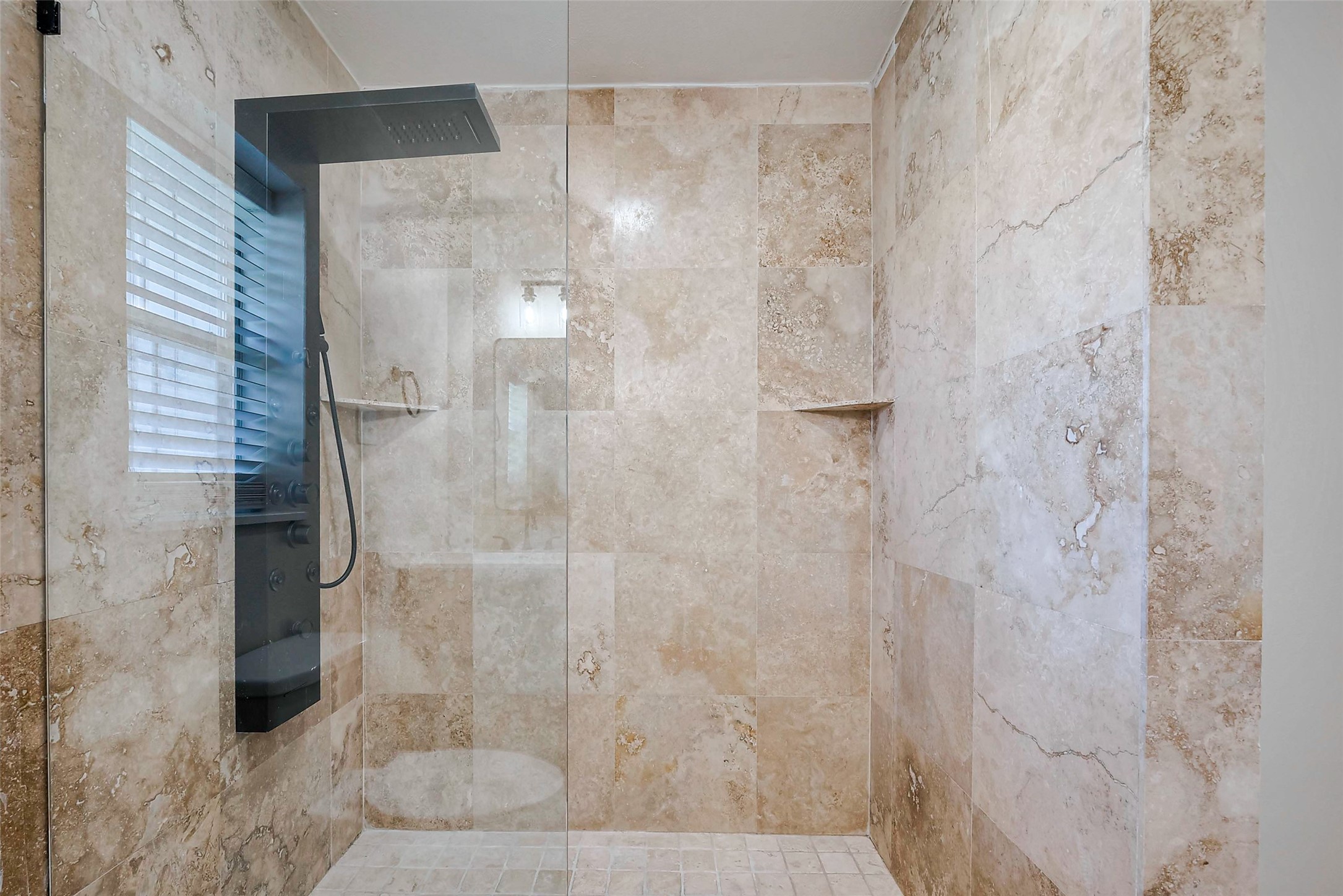 5502 Hewitt Drive Property Photo 33