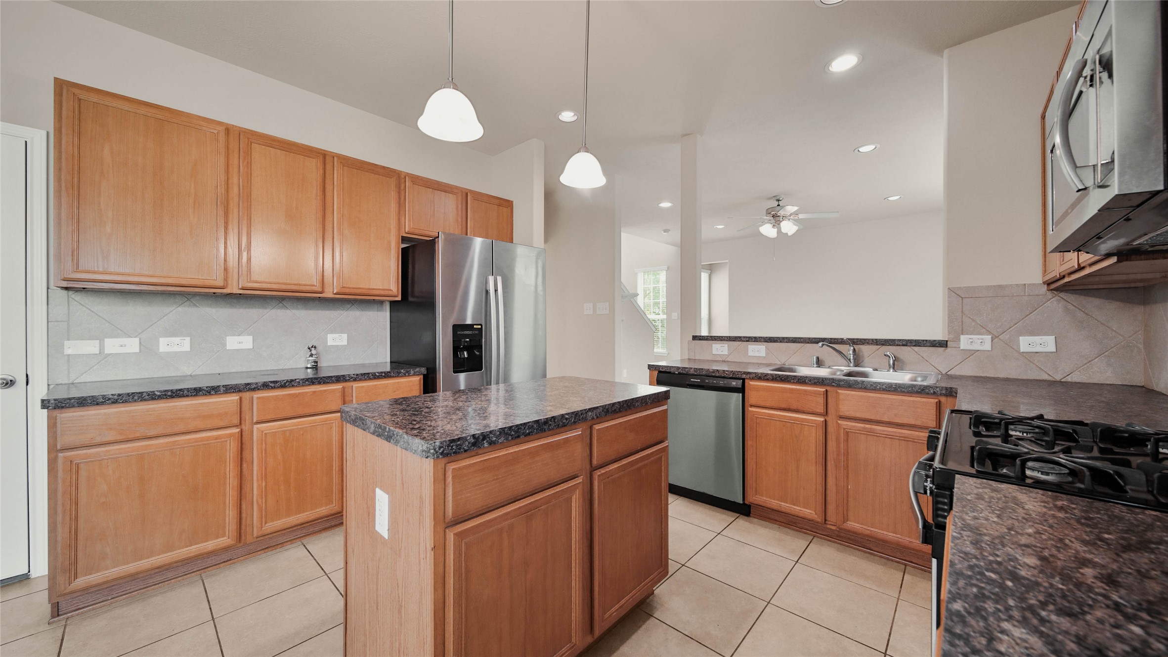 24511 Eagle Haven Drive Property Photo 15
