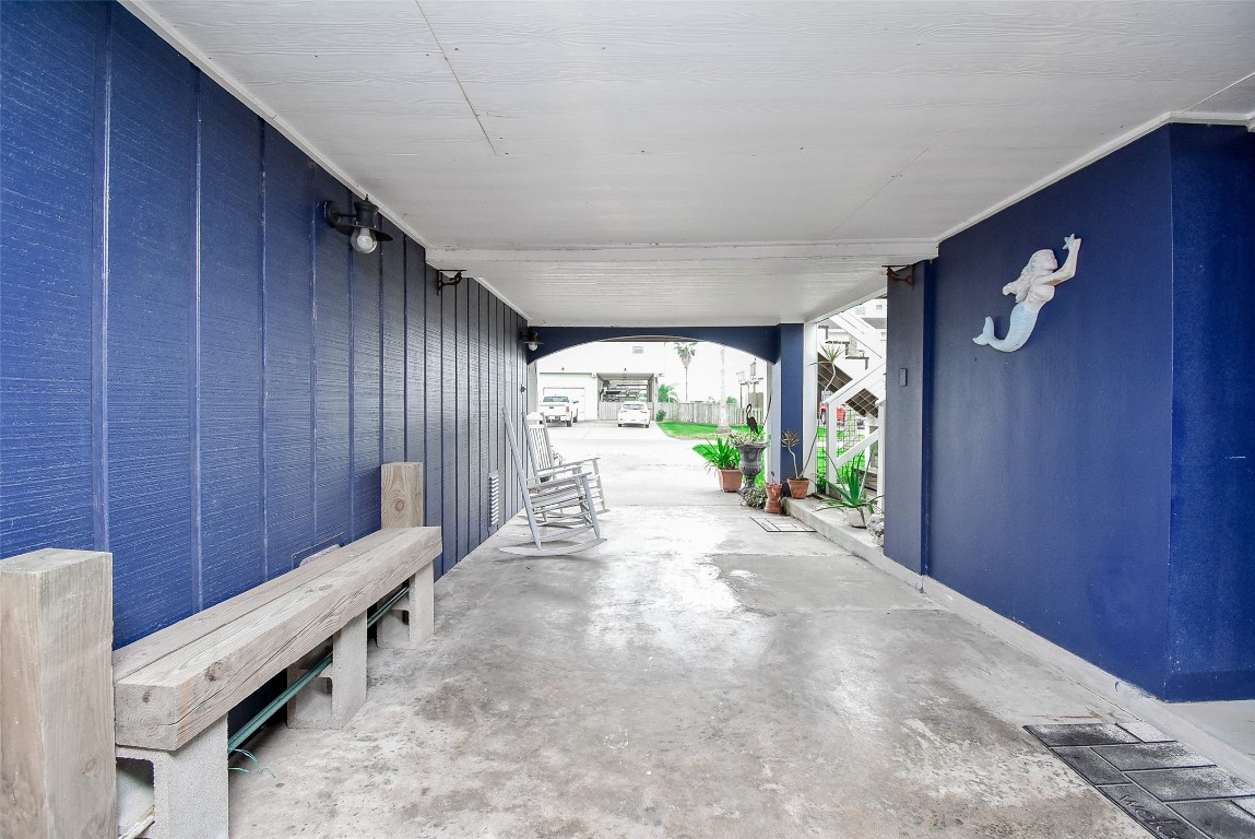 16630 Bermuda Way Property Photo 4
