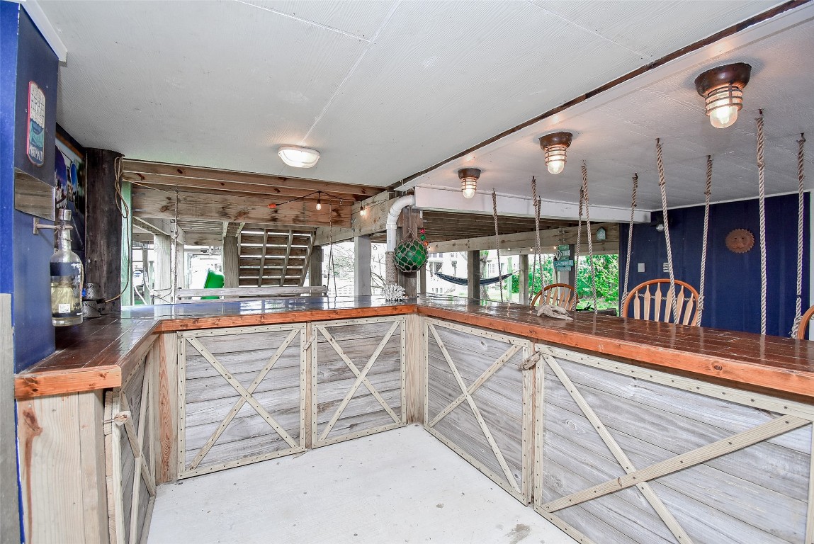 16630 Bermuda Way Property Photo 6