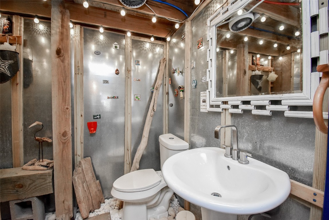 16630 Bermuda Way Property Photo 10