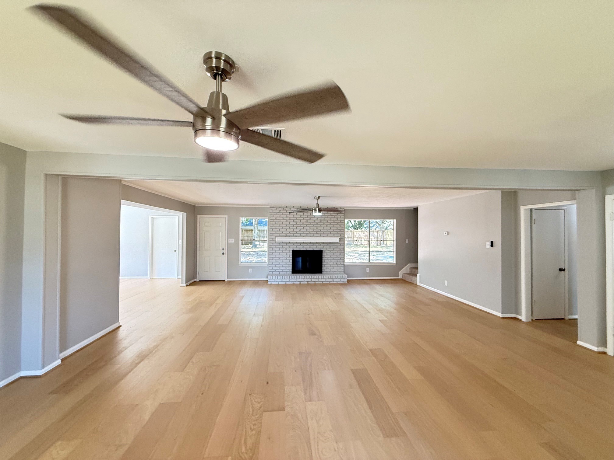 9814 Foxrun Court Property Photo 3