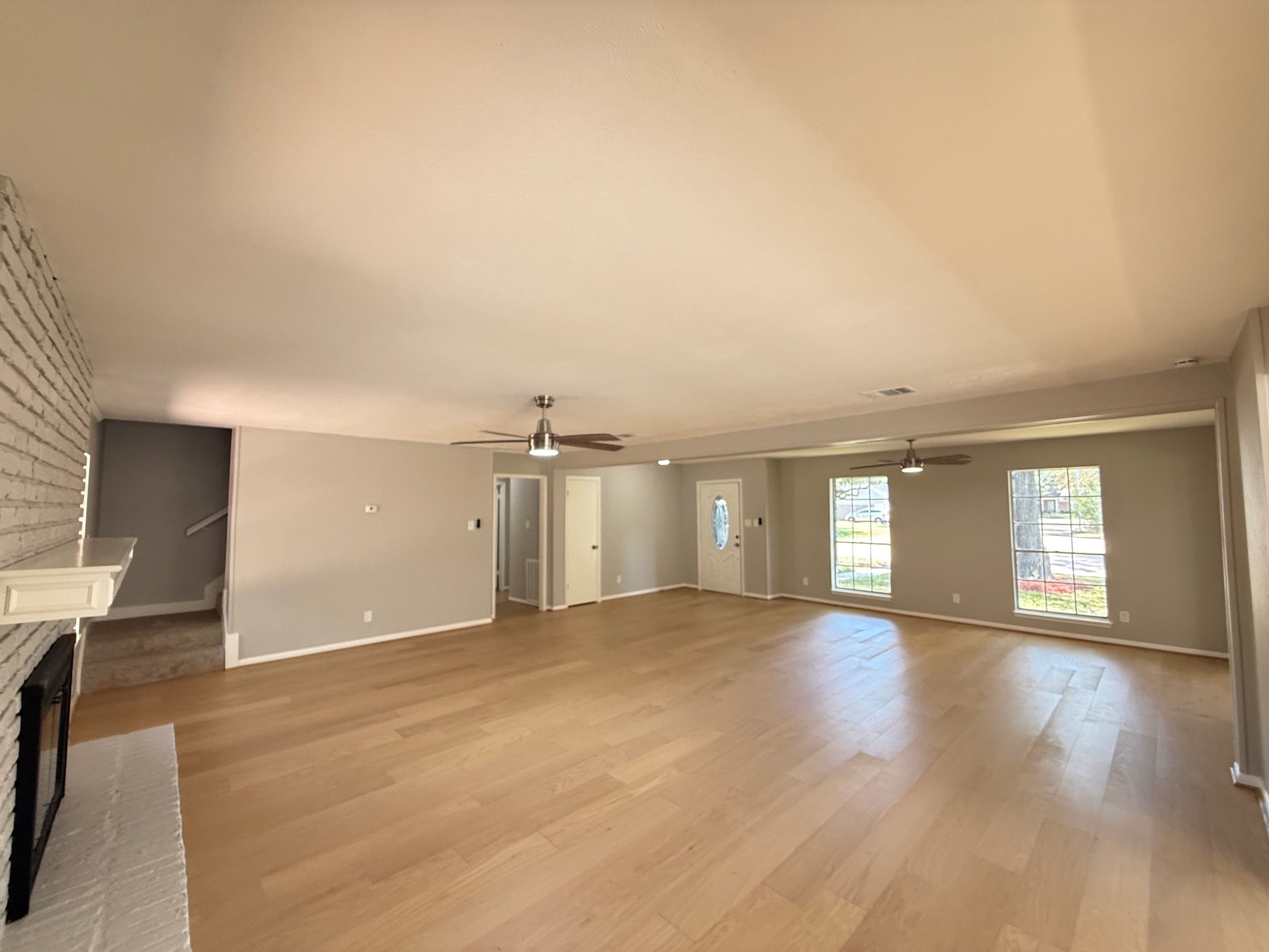 9814 Foxrun Court Property Photo 16