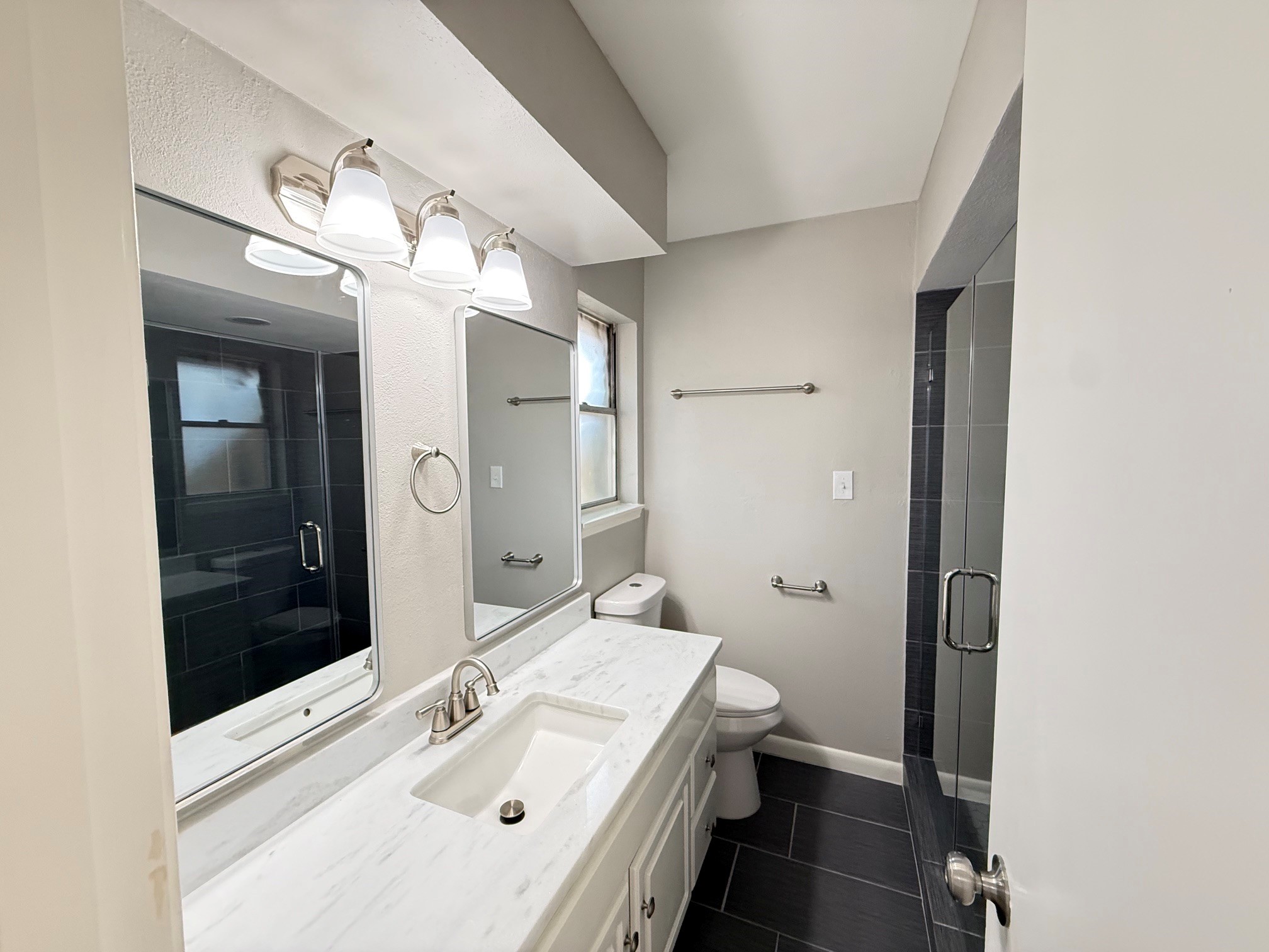 9814 Foxrun Court Property Photo 20