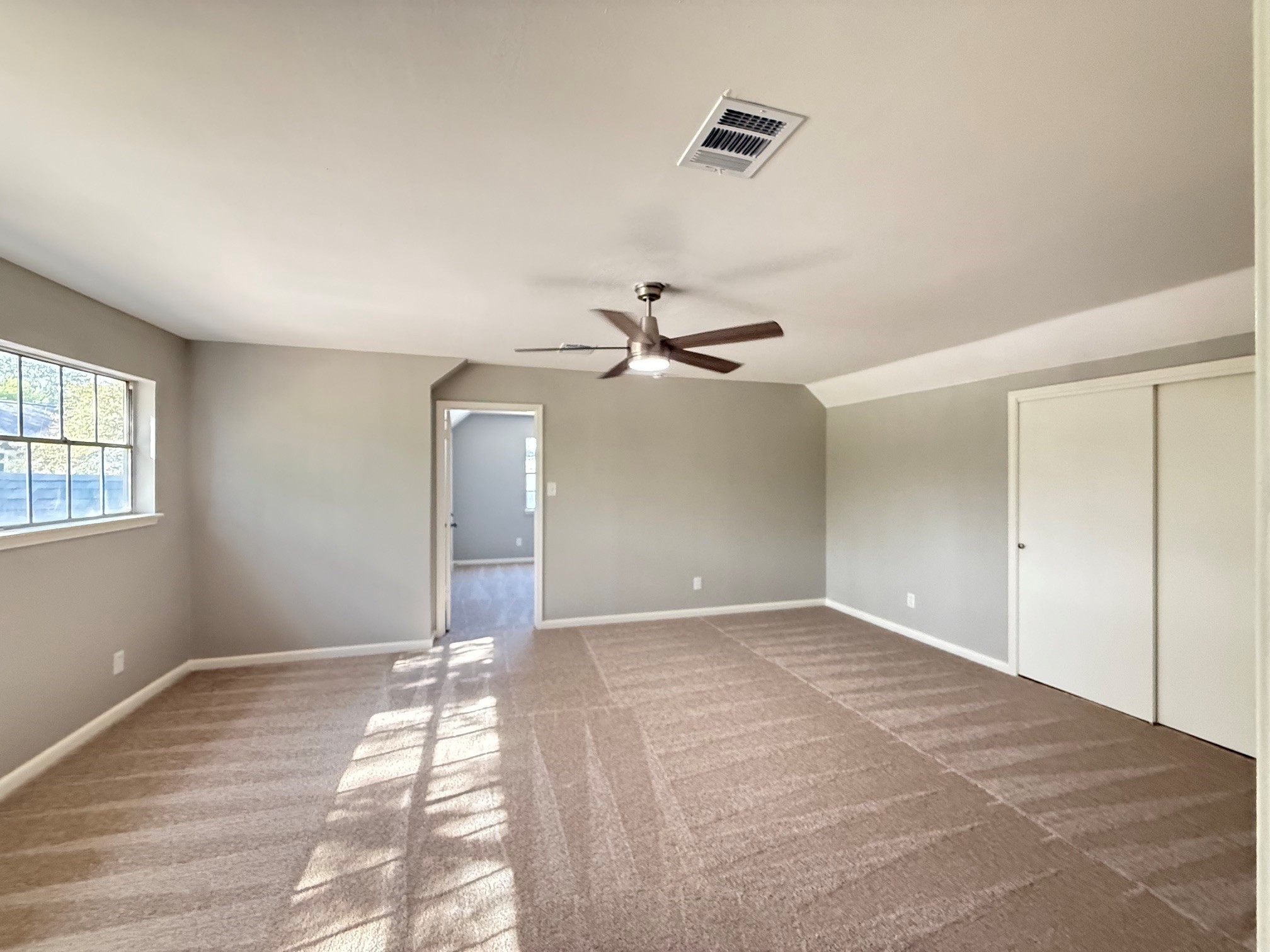 9814 Foxrun Court Property Photo 22