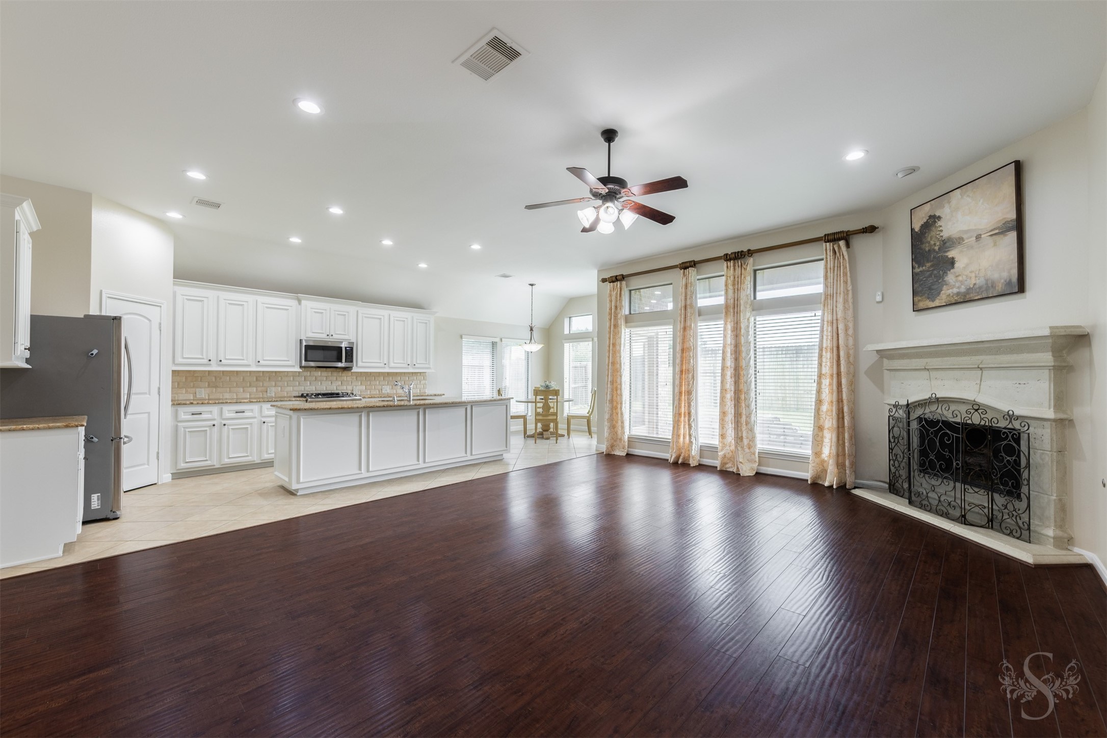 28123 Indigo Creek Court Property Photo 15