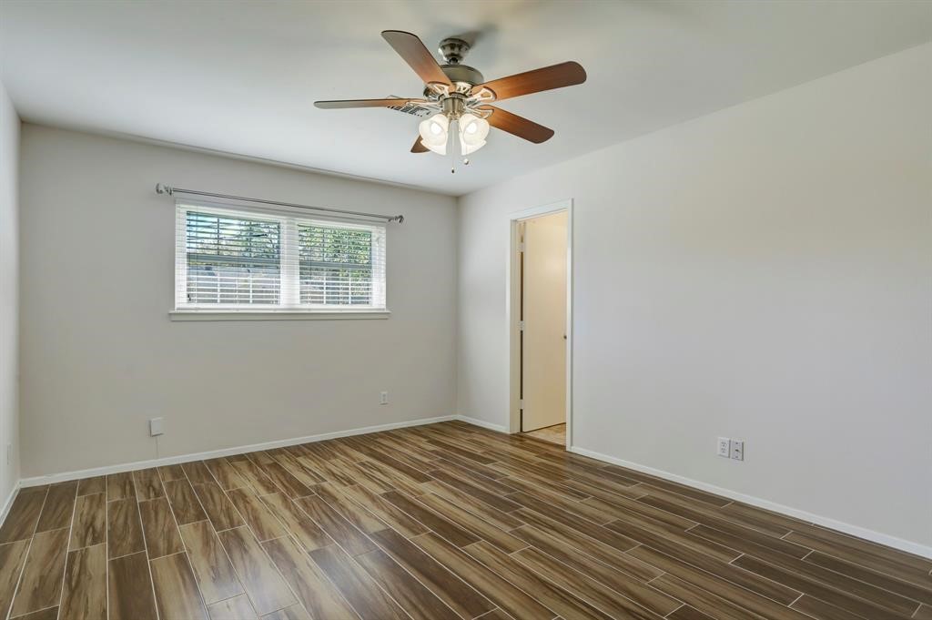 10403 Raritan Drive Property Photo 12