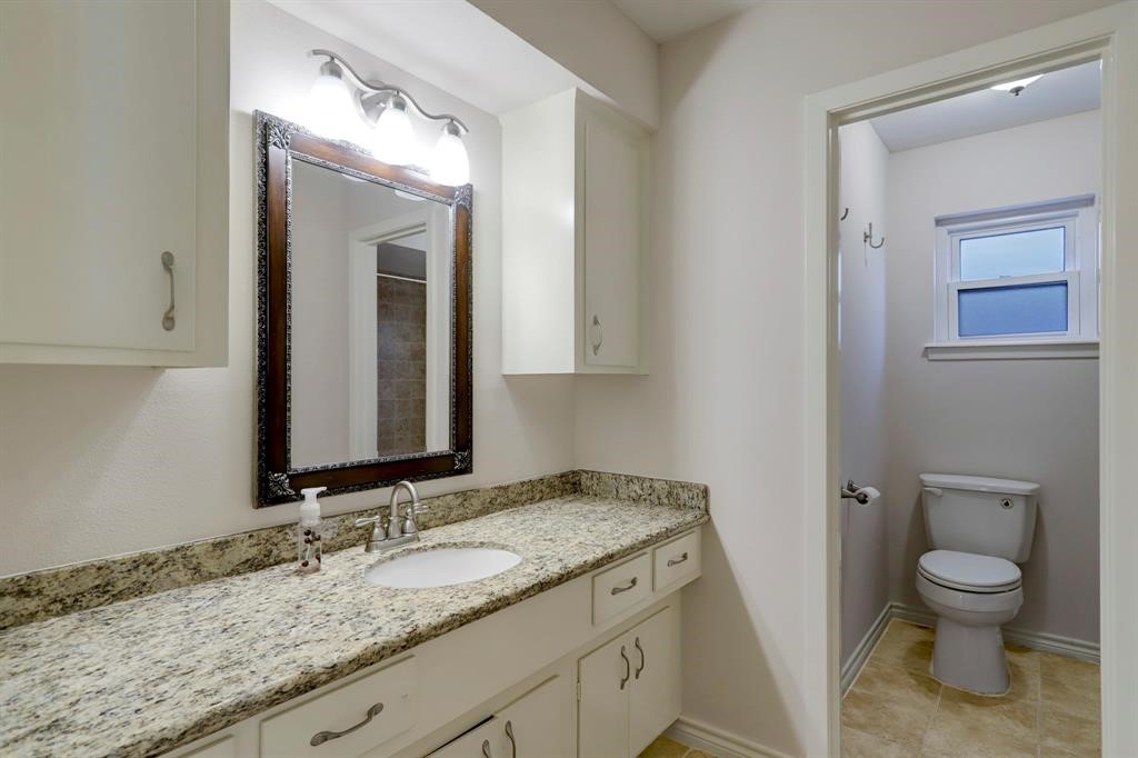 10403 Raritan Drive Property Photo 13