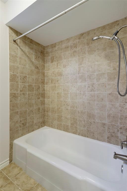 10403 Raritan Drive Property Photo 14