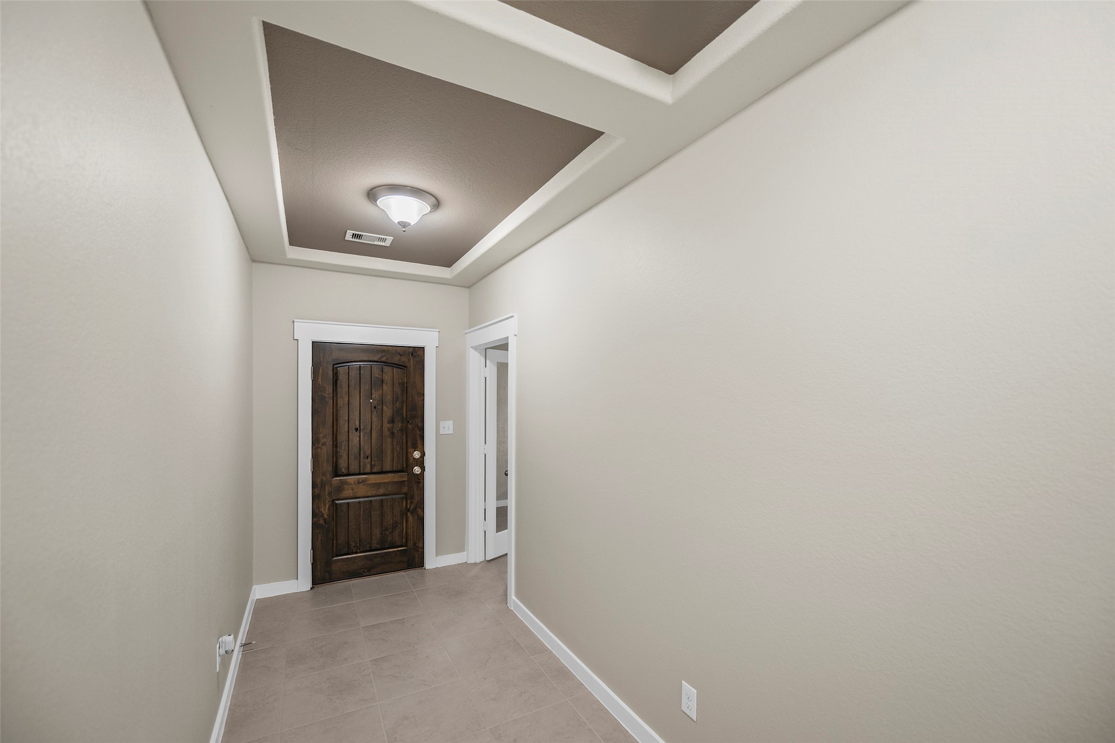 40315 S Hill Pass Property Photo 4