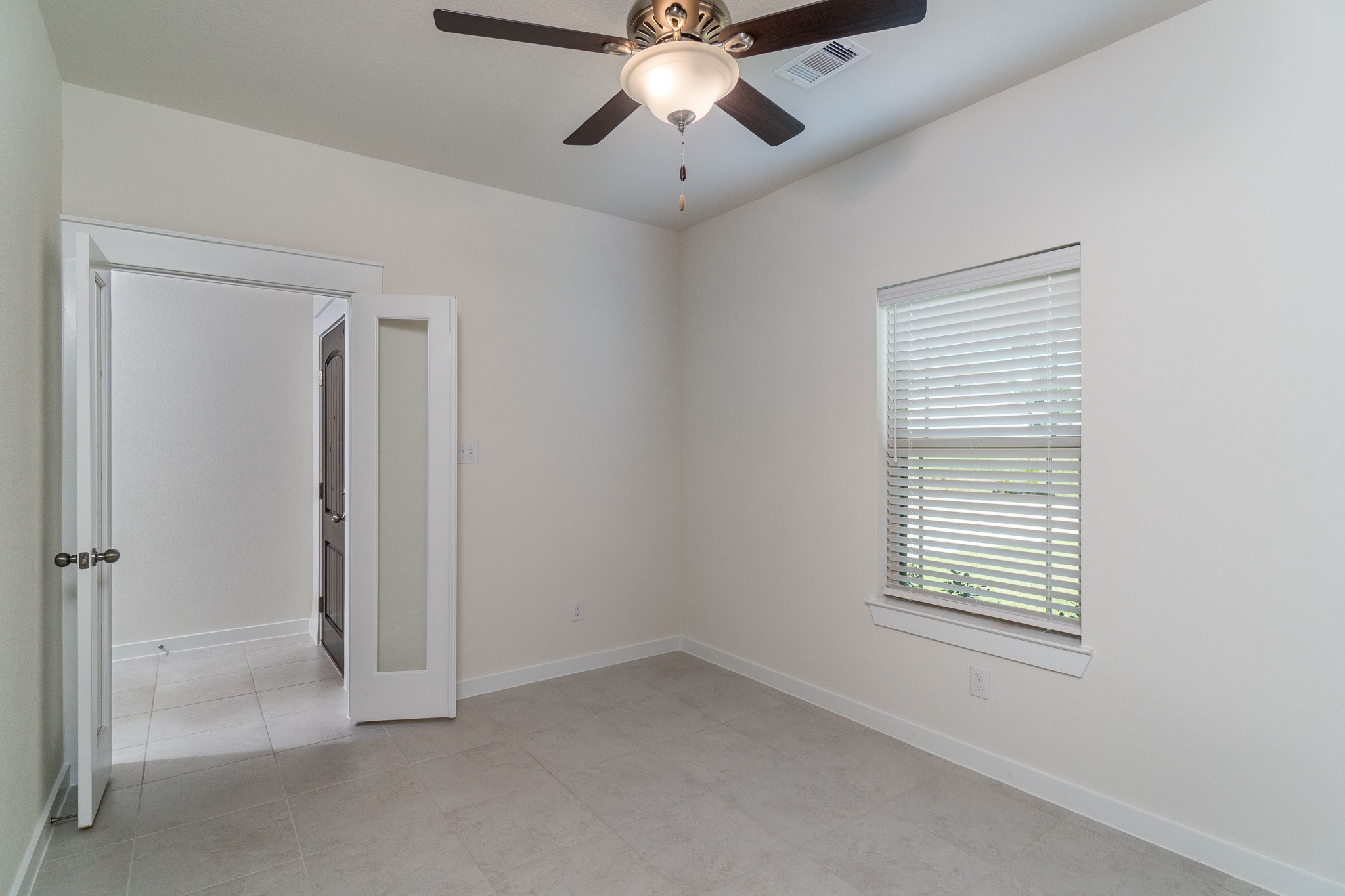 40315 S Hill Pass Property Photo 6