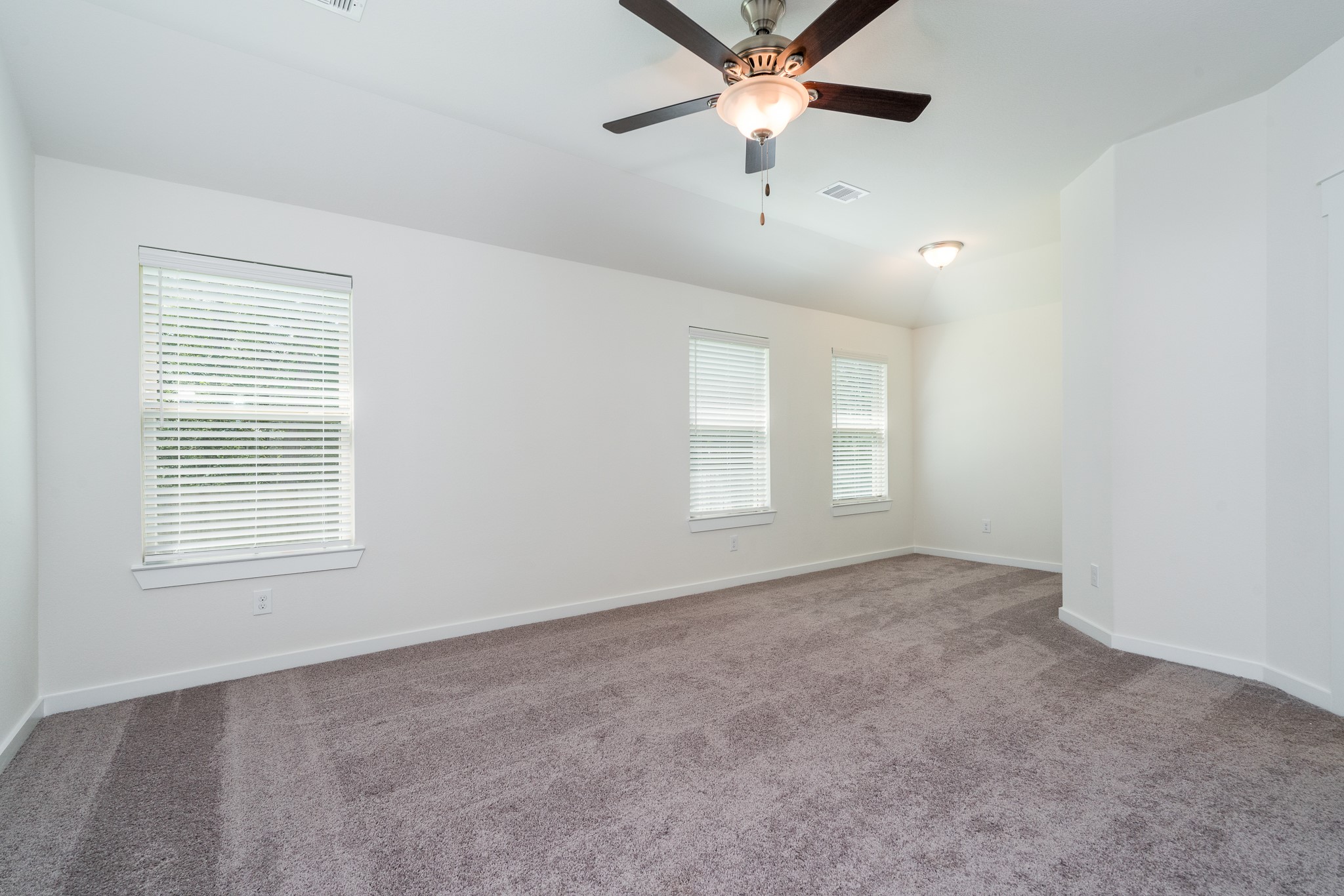 40315 S Hill Pass Property Photo 16
