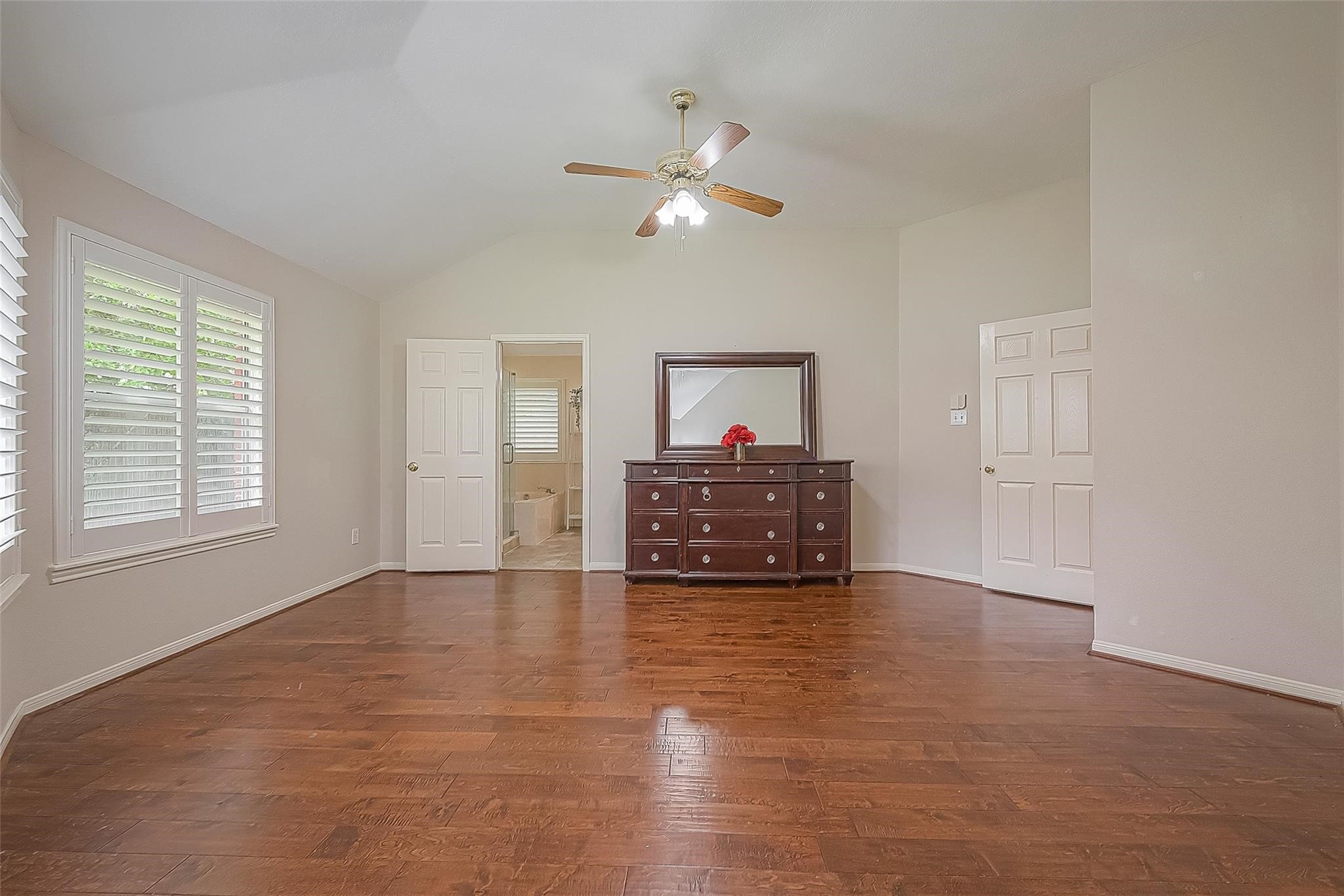 207 Rolling Plains Drive Property Photo 25