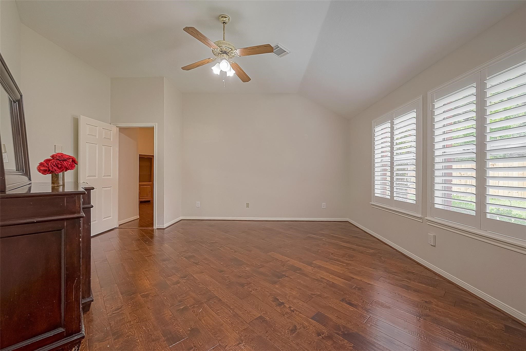 207 Rolling Plains Drive Property Photo 26