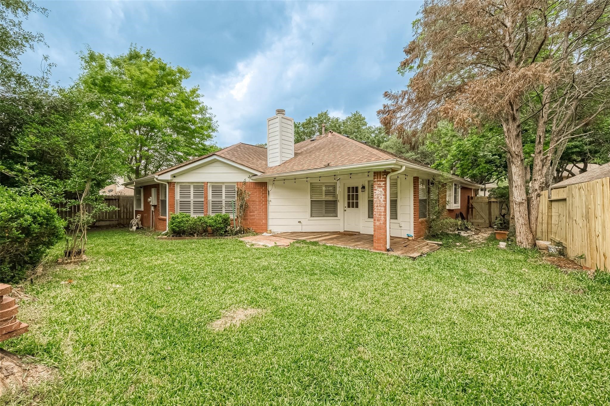 207 Rolling Plains Drive Property Photo 32