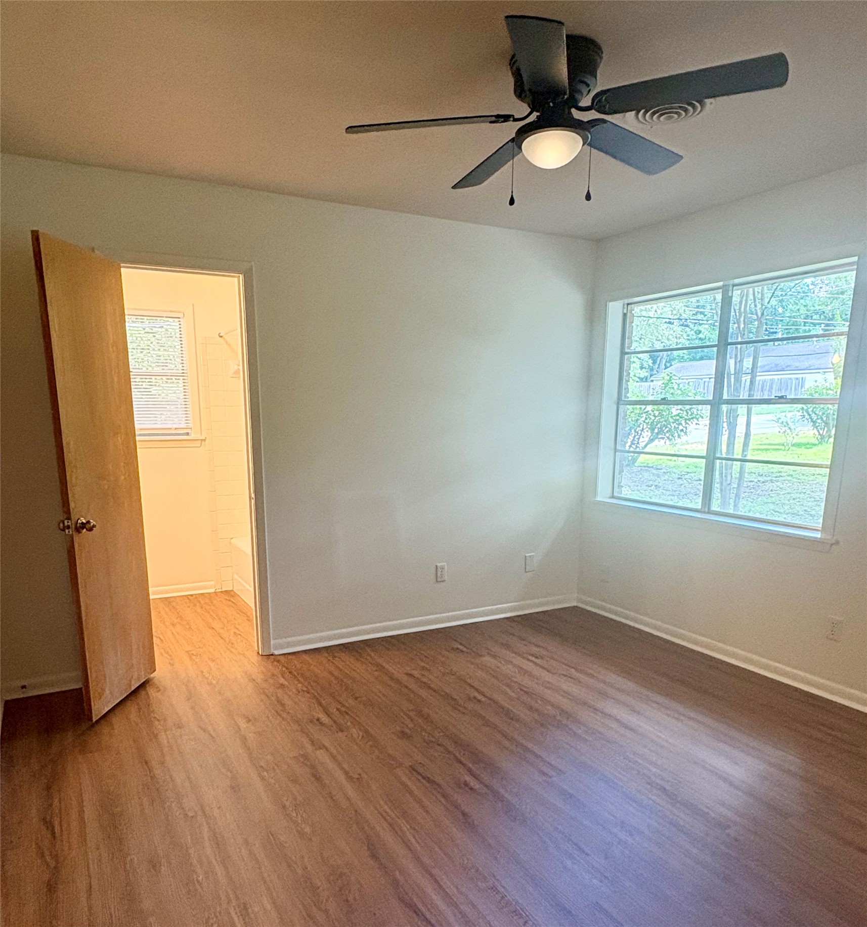 1801 Beazley Street Property Photo 10