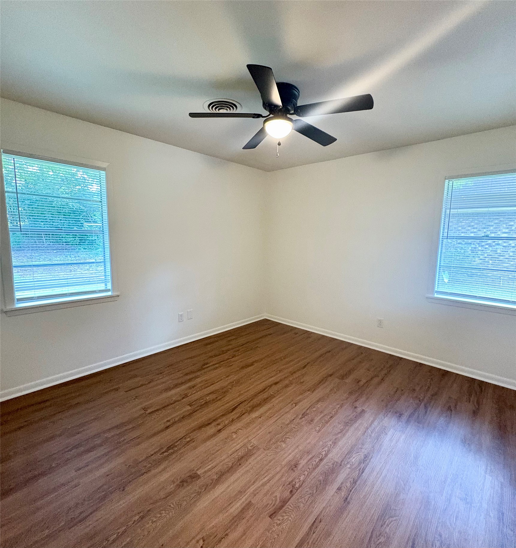 1801 Beazley Street Property Photo 17