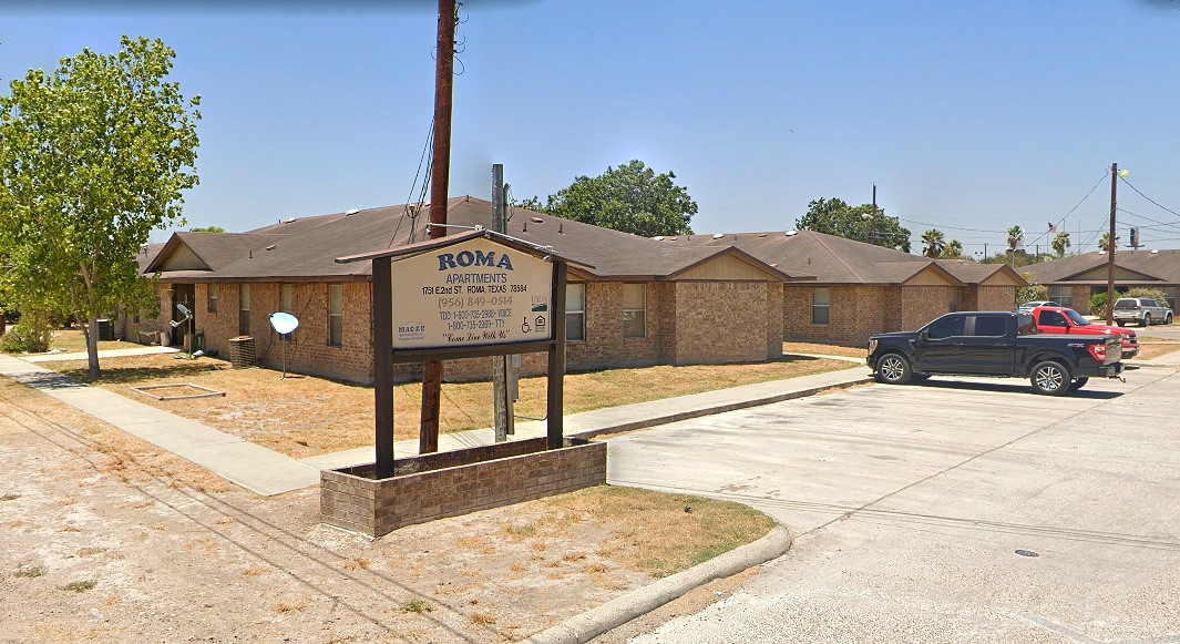 1715 2nd Property Photo 1