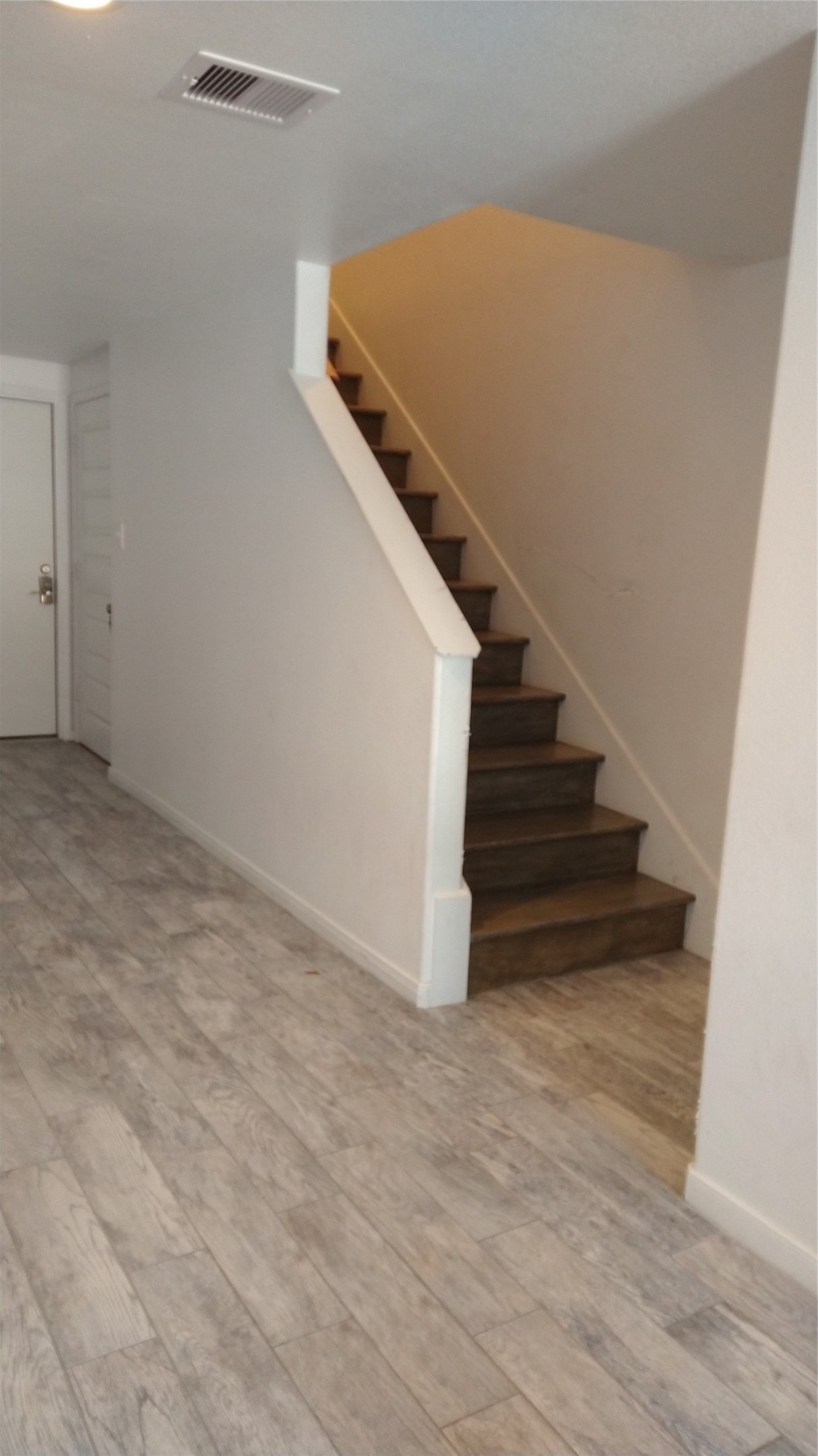 2680 Avenue J Property Photo 8