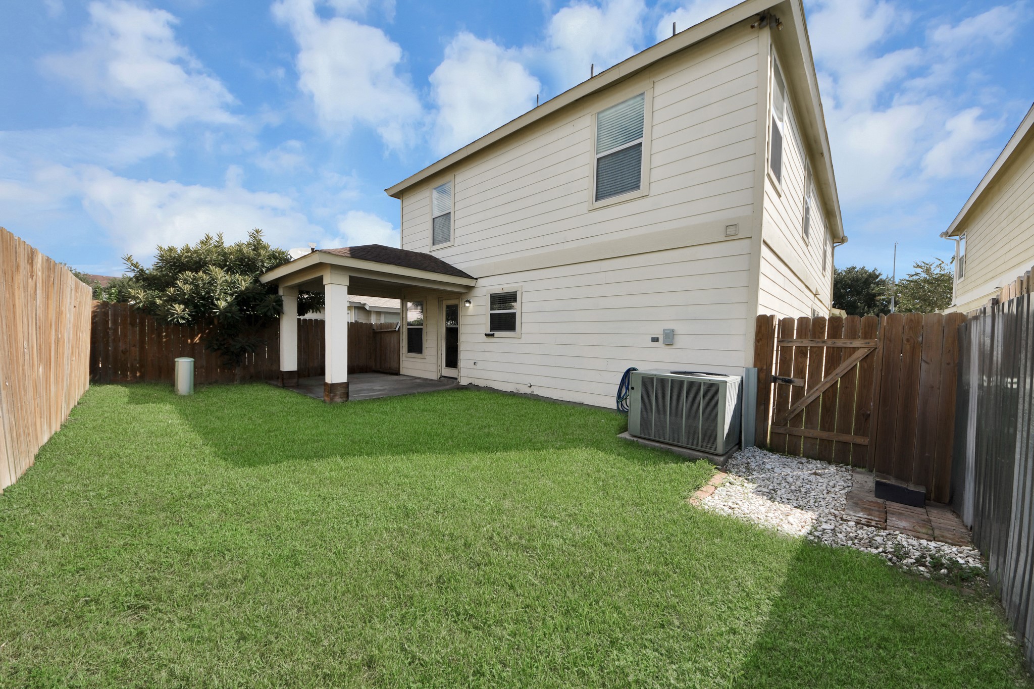 9510 Yearling Branch Dr Property Photo 40