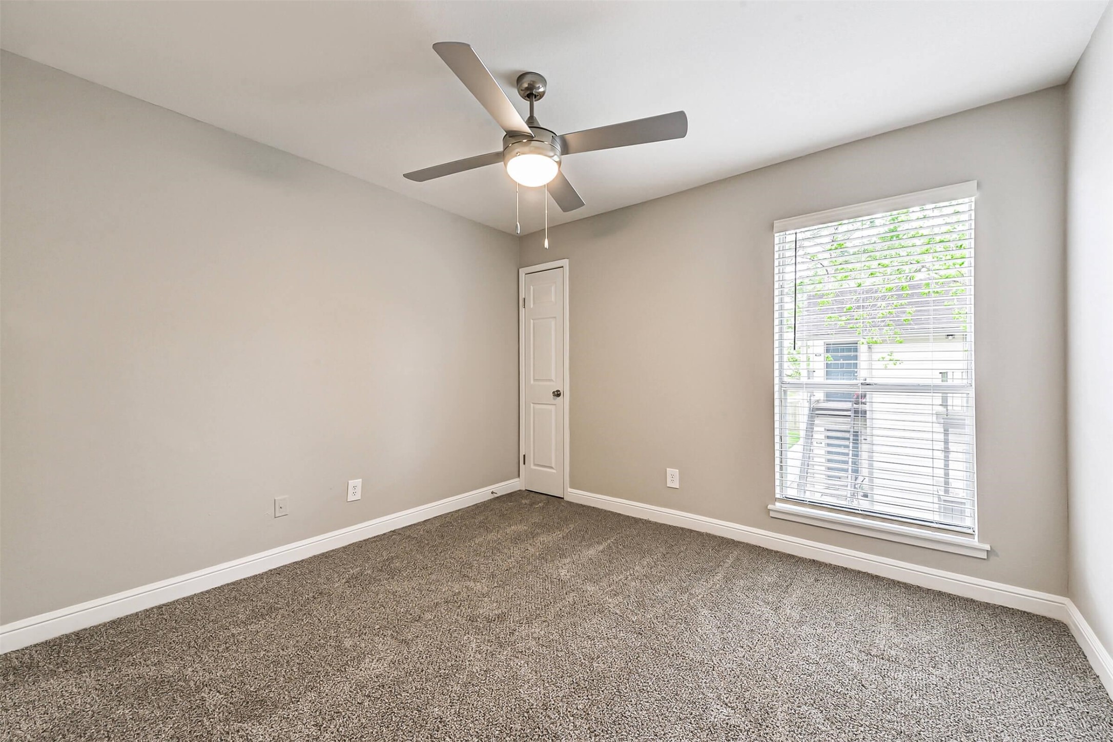 1111 W Main Street 2801 Property Photo 11