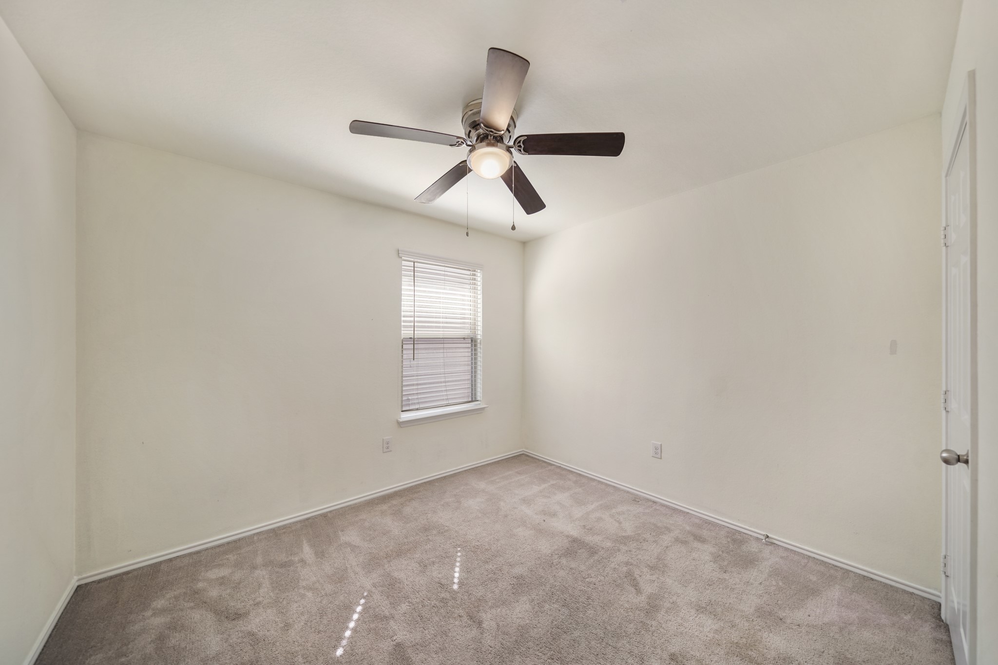 2611 Lapwing Drive Property Photo 7