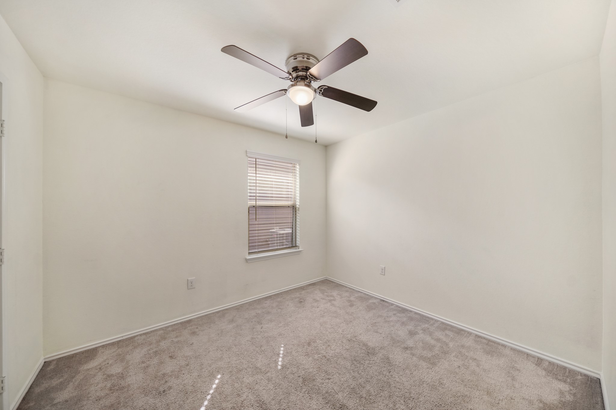 2611 Lapwing Drive Property Photo 8